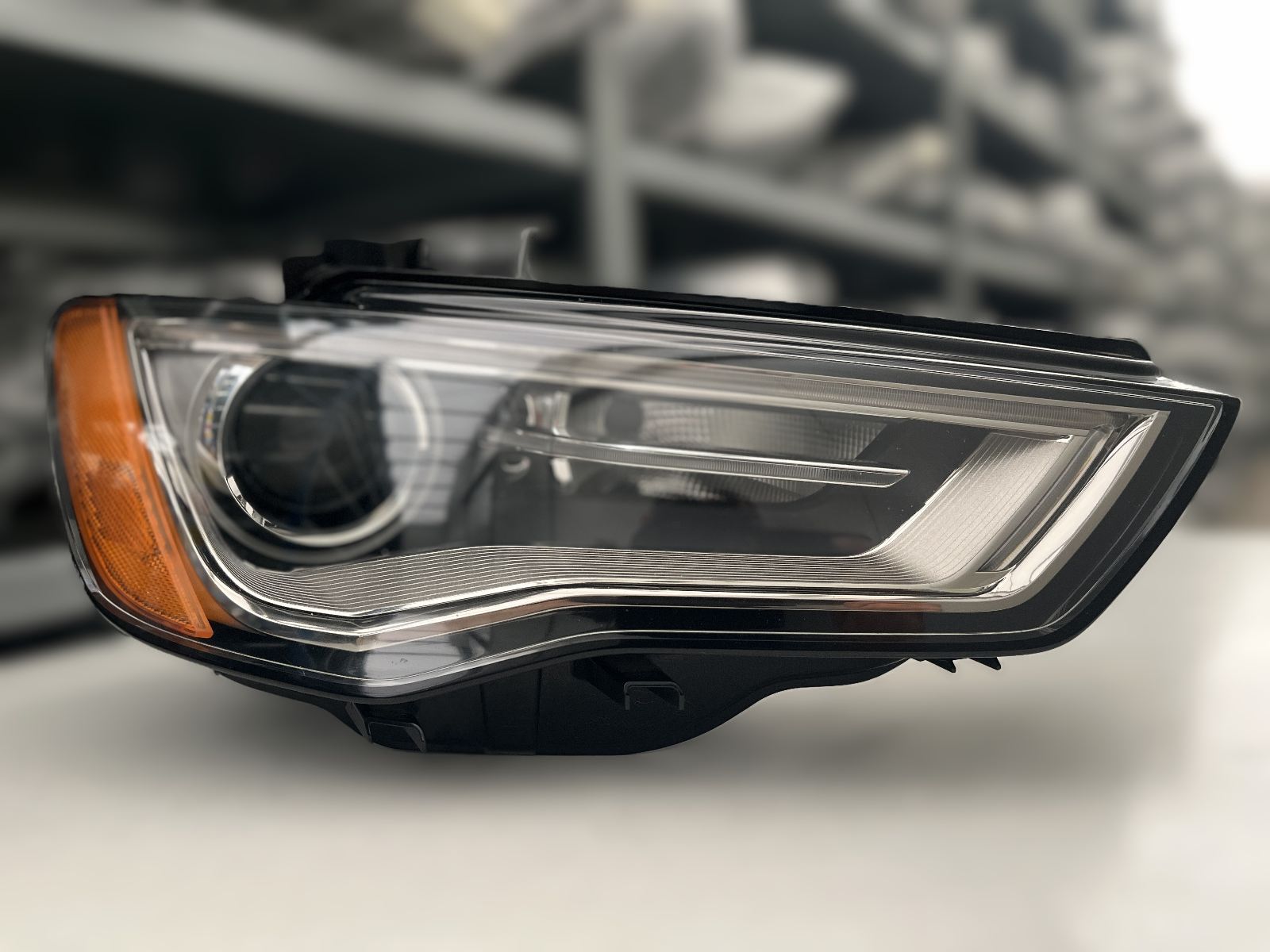 AUDI A3 8V XENON USA SCHEINW RECHTS KPL 8V0941006B
