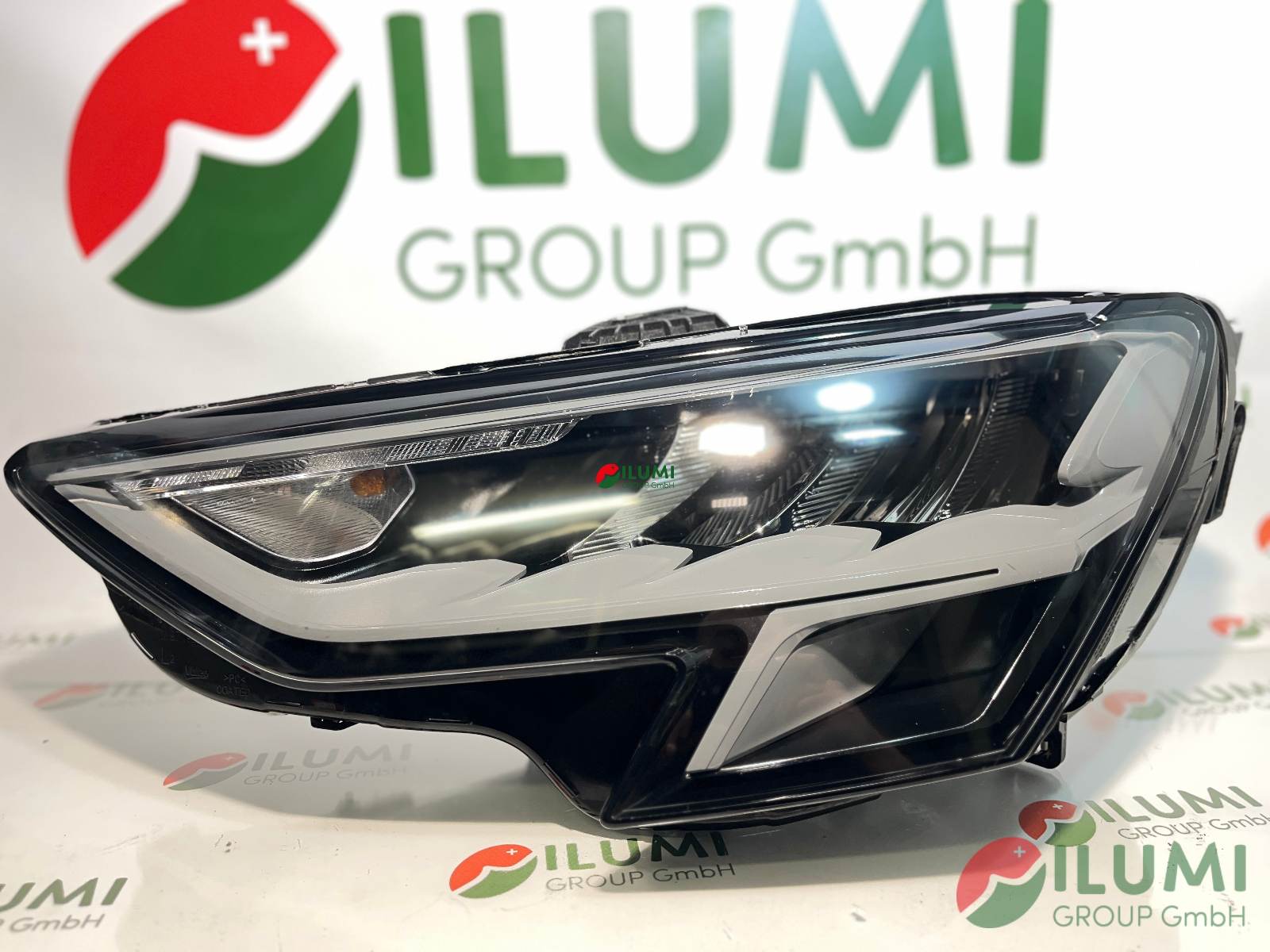 AUDI A3 8Y0 VOLL LED SCHEINWERFER LINKS 8Y0941011