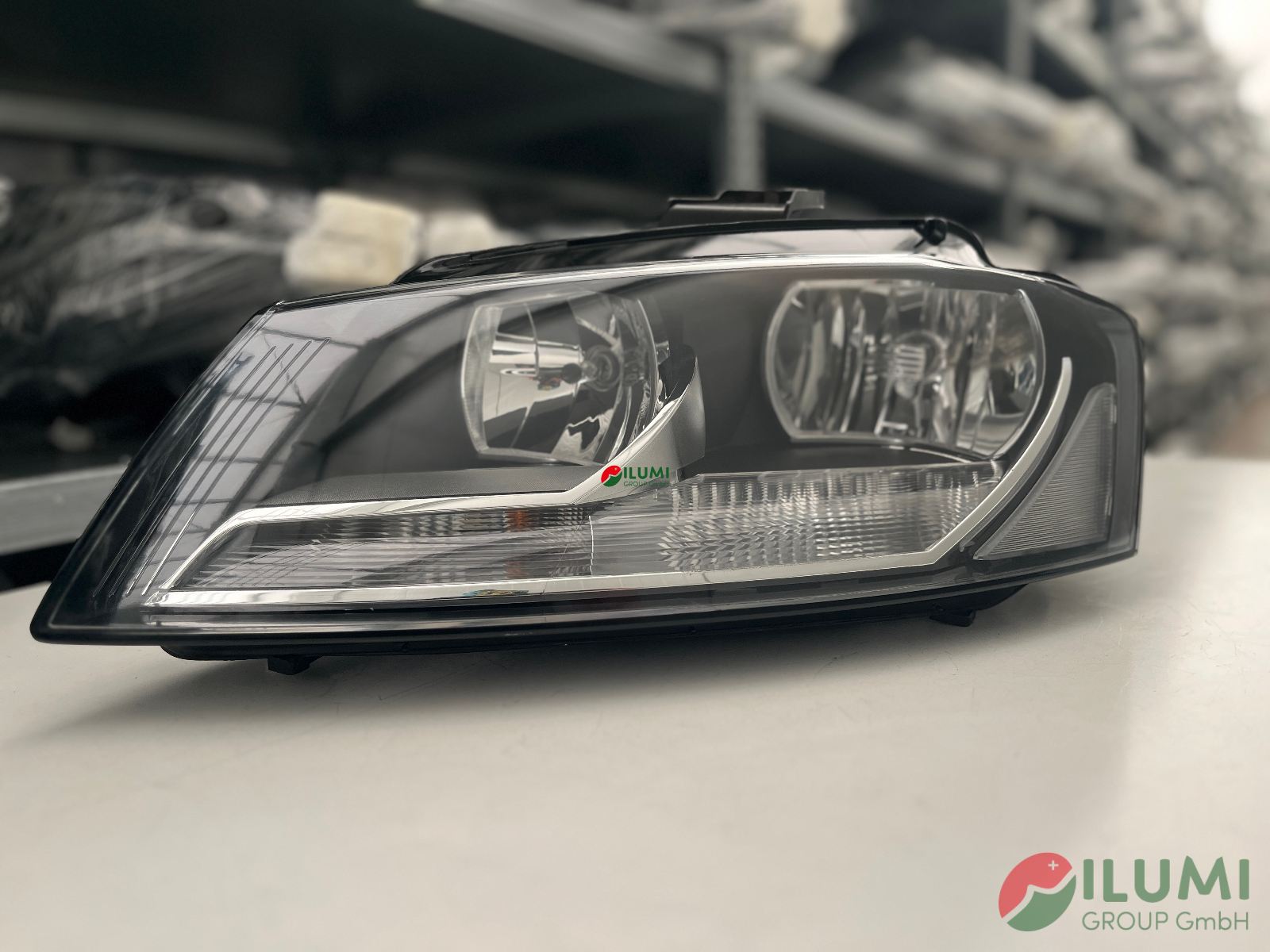 AUDI A3 HALOGEN SCHEINWERFER LINKS 8P0941003