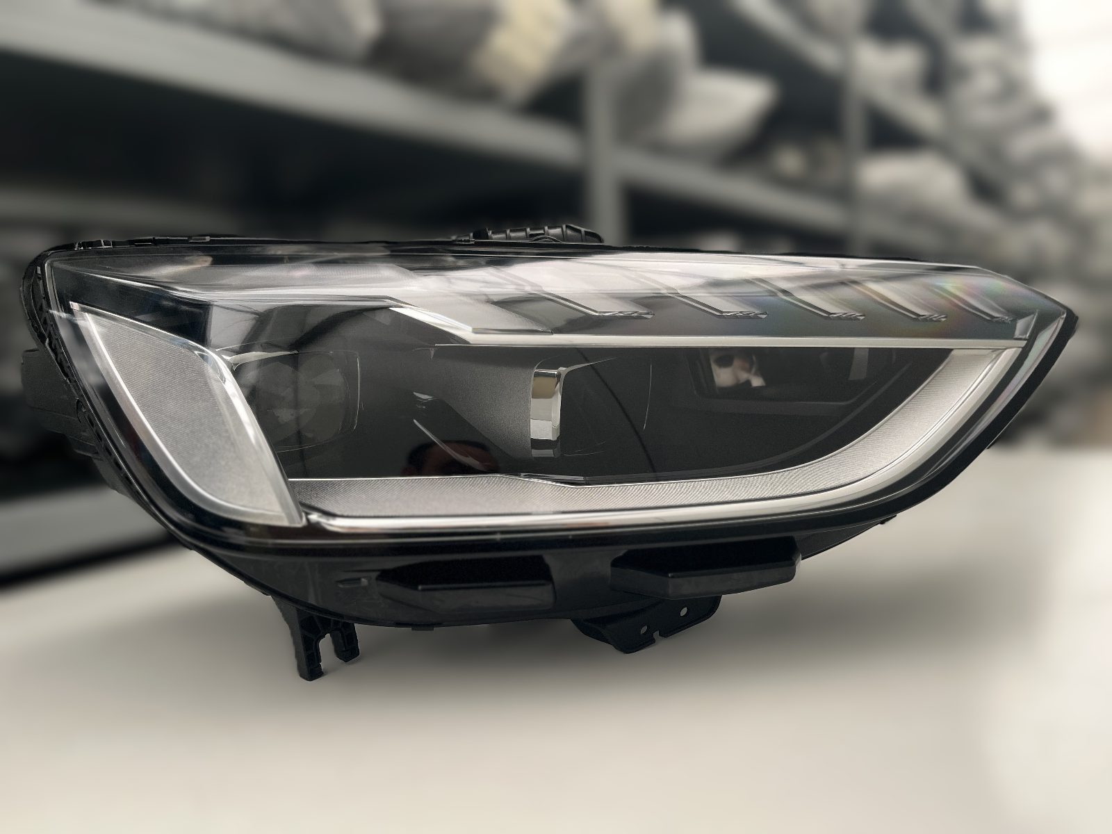AUDI A4 B9 LIFT VOLL LED SCHEINW R KPL 8W0941034D