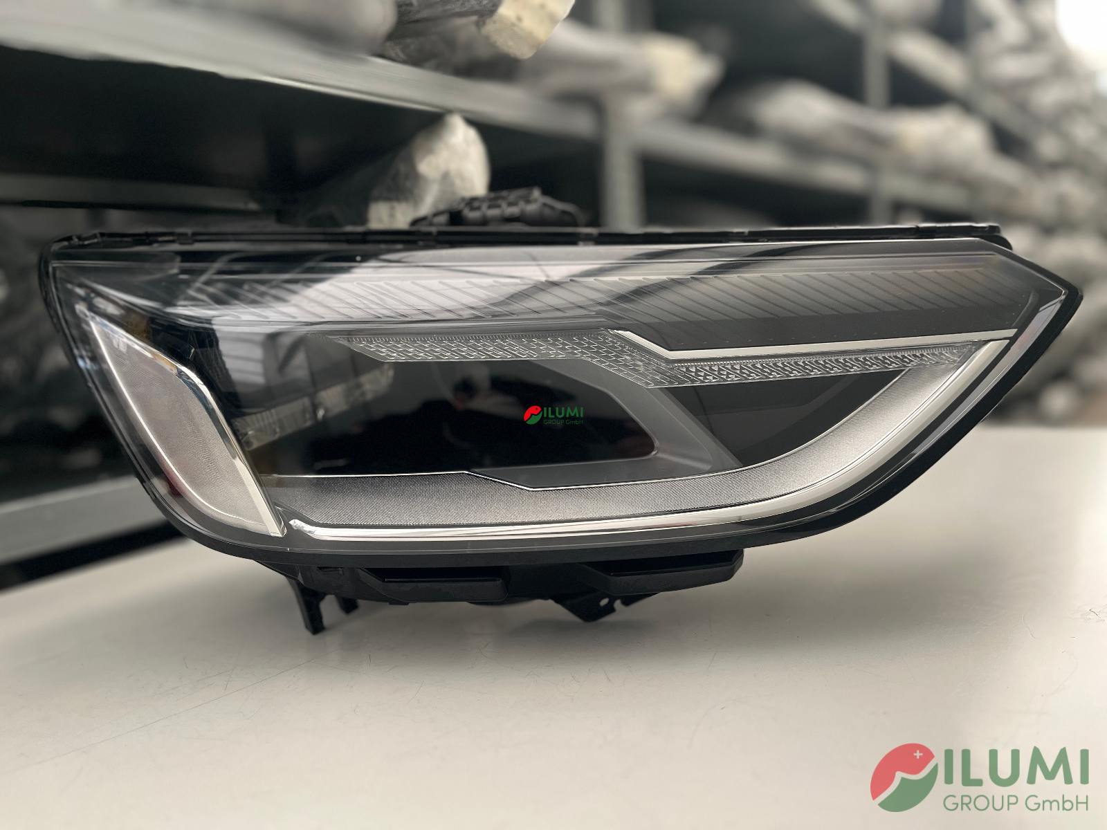 AUDI A4 LED SCHEINWERFER RECHTS 8W0941012