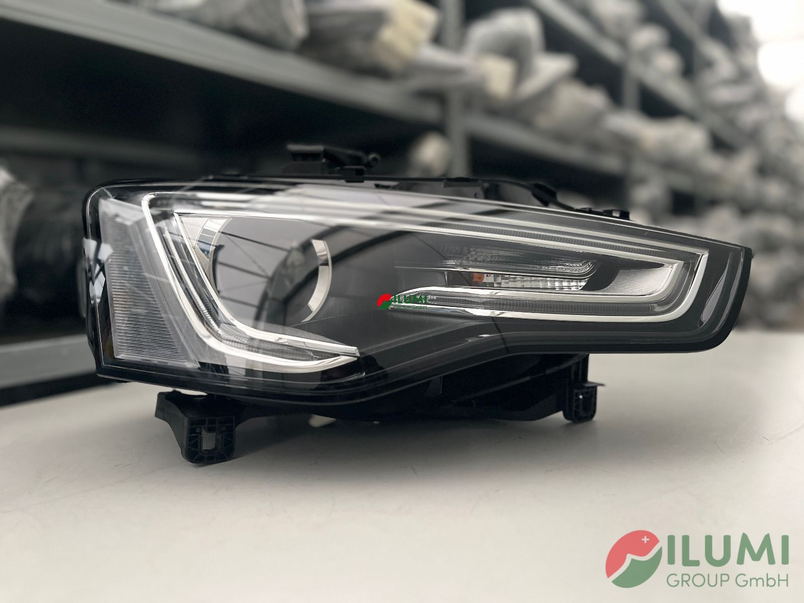 AUDI A5 8T LIFT XENON SCHEINWERFER RECHTS KPL 8T0941006C