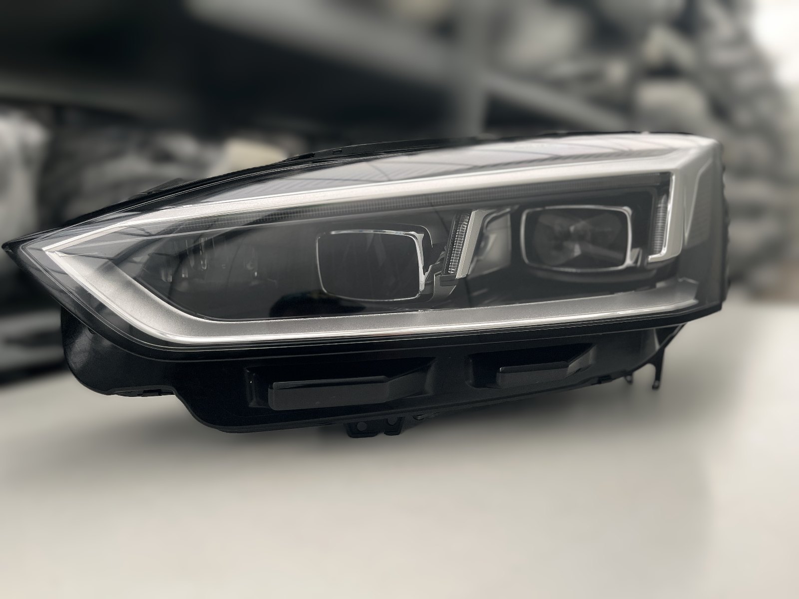 AUDI A5 MATRIX SCHEINWERFER LINKS KPL 8W6941035E