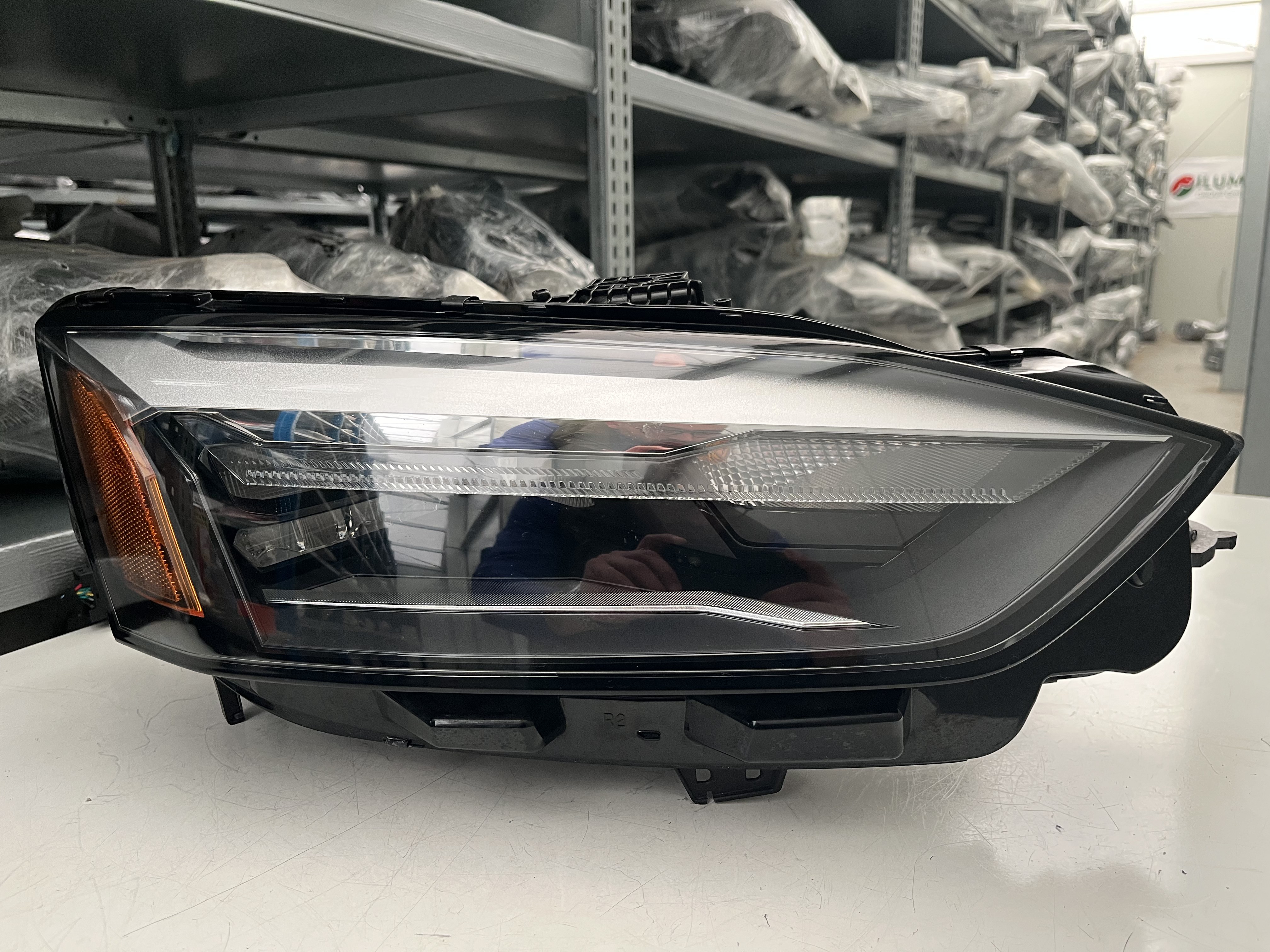 AUDI A5 S5 8W6 LIFT VOLL LED USA SCHEINW RECHTS 8W6941012B