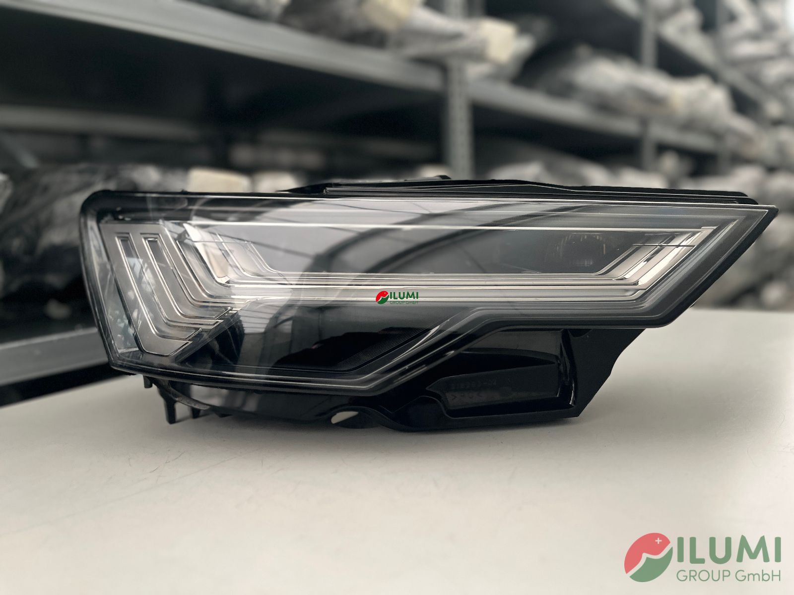 AUDI A6 MATRIX SCHEINWERFER RECHTS KPL 4K0941036