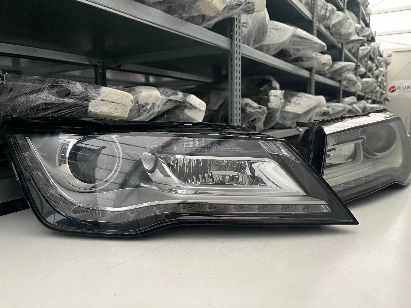 Audi A7 4G8 XENON SCHEINWERFER RECHTS LINKS 4G8941032 4G8941031