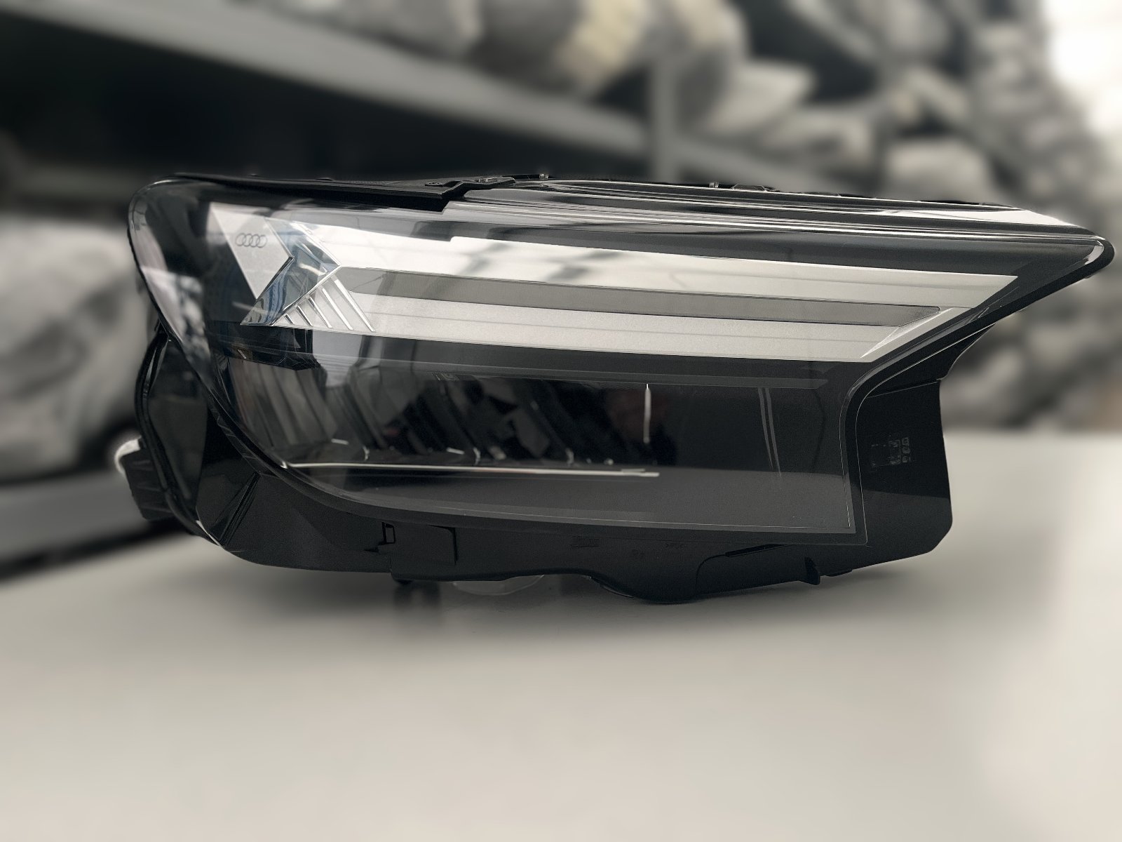 AUDI Q4 VOLL LED SCHEINWERFER RECHTS 89A941034