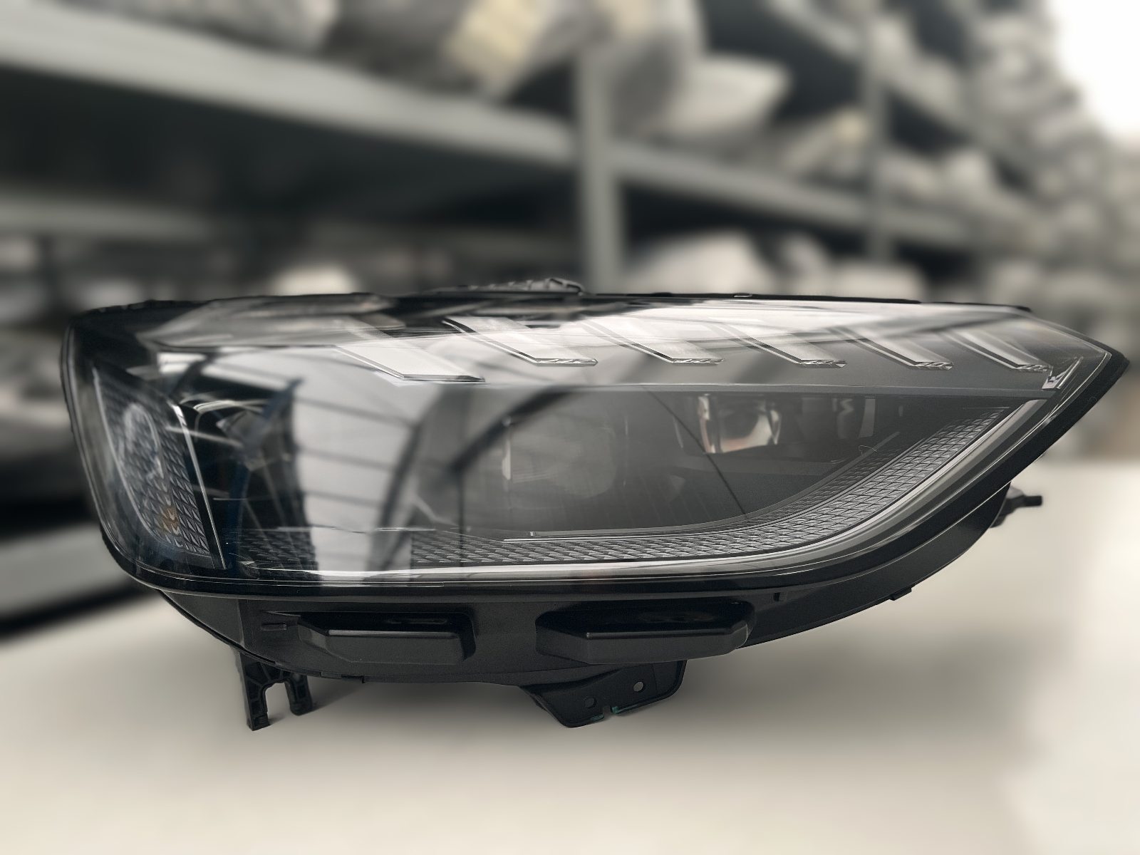 AUDI RS4 B9 8W LIFT MATRIX SCHEINW RECHTS KPL 8W0941036J