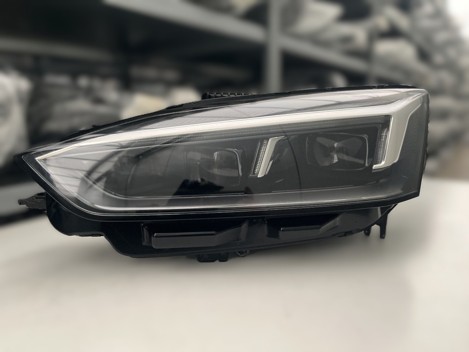 AUDI RS5 MATRIX SCHEINWERFER LINKS KPL 8W6941035C
