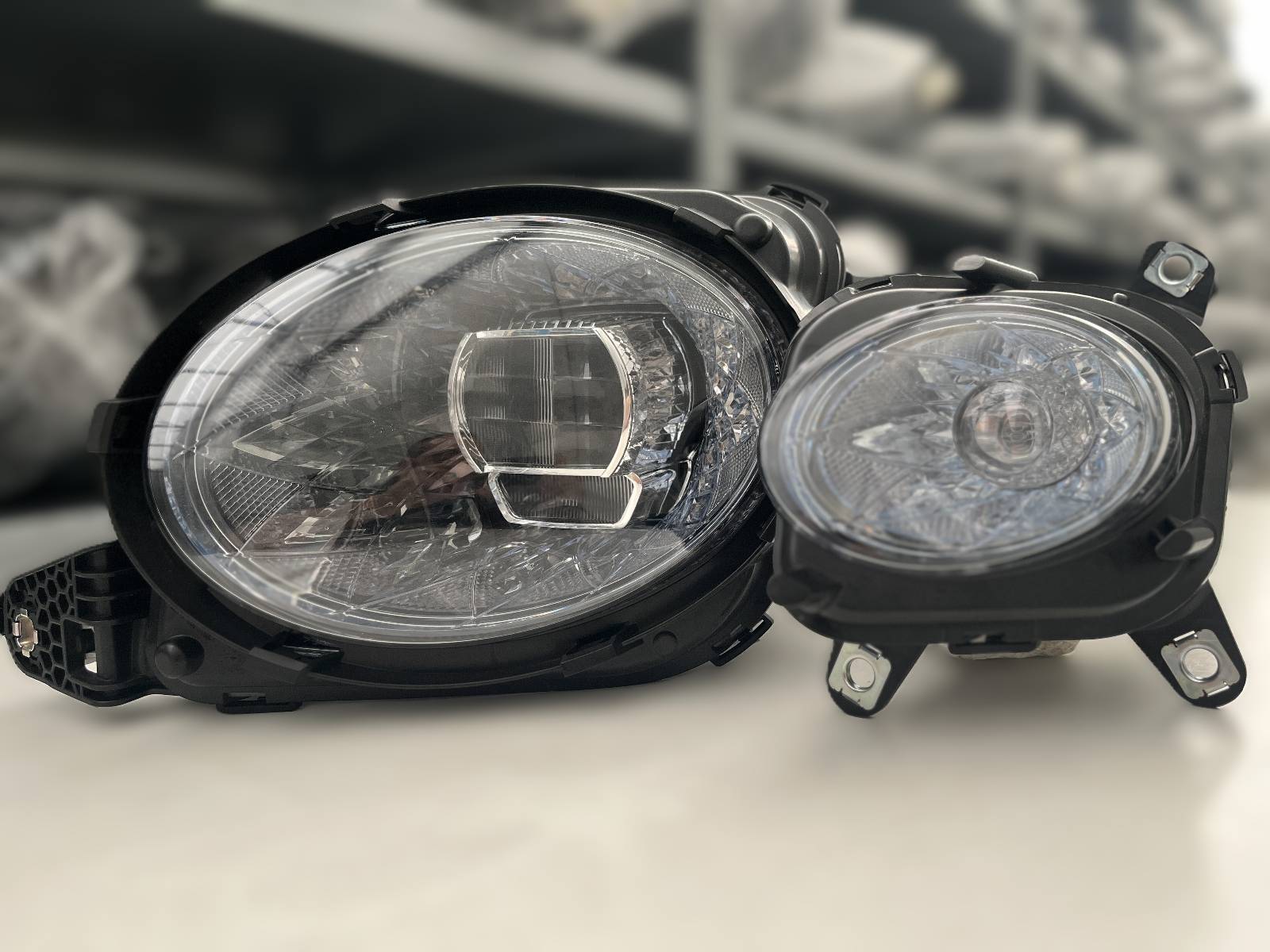 BENTLEY BENTAYGA LIFT VOLL LED LINKS KPL 36A941015F