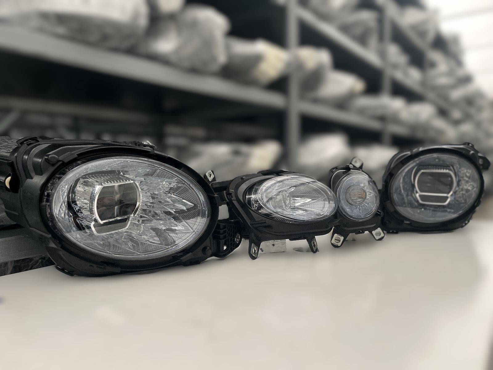 BENTLEY BENTAYGA LIFT VOLL LED SCHEINW L+R KPL 36A941015F 36A941016F
