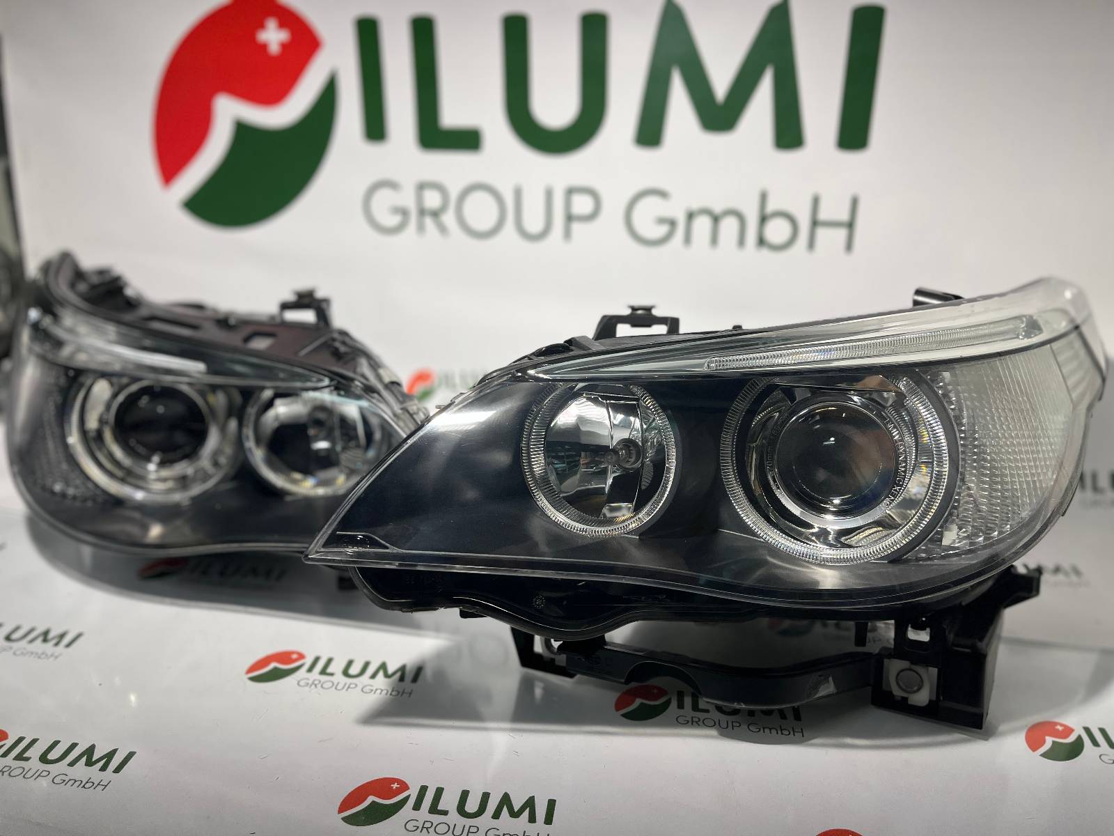BMW 5 E60 E61 XENON KURVENLICHT SCHEINWERFER RECHTS LINKS KPL