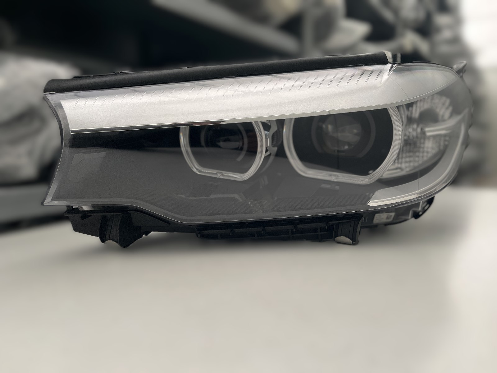 BMW 5er G30 G31 VOLL LED SCHEINWERFER LINKS KPL 7439183-04