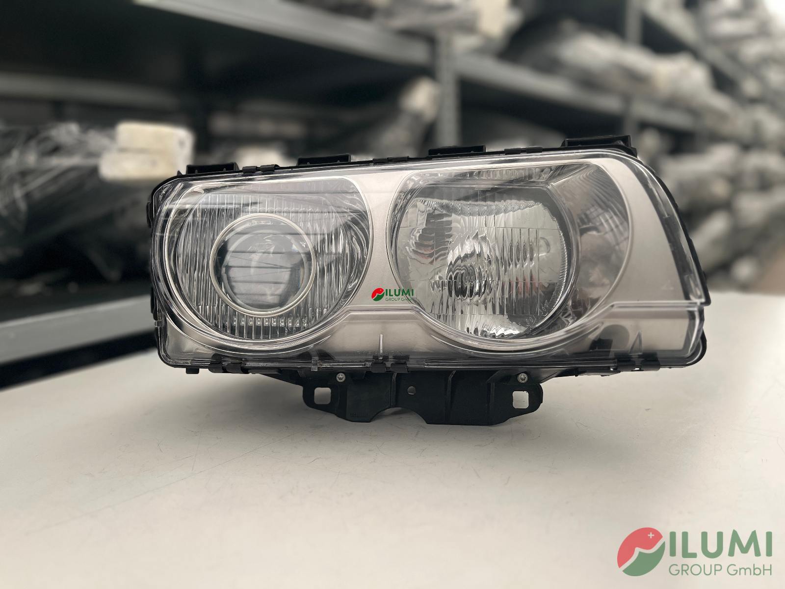 BMW 7 E38 XENON LIFT SCHEINWERFER RECHTS KPL 0301170274