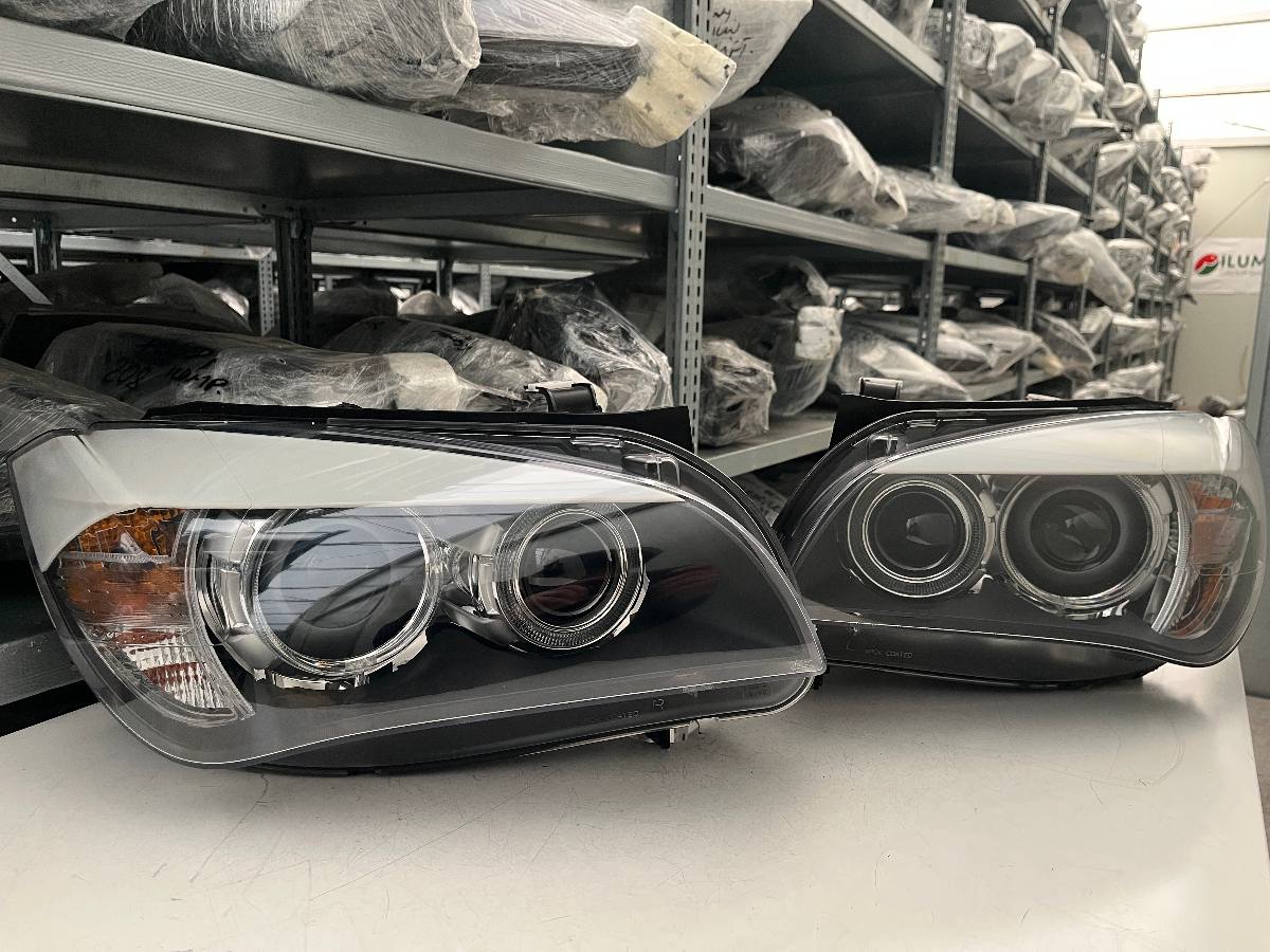 BMW X1 E84 XENON SCHEINWERFER LINKS RECHTS KPL 2990007 2990008