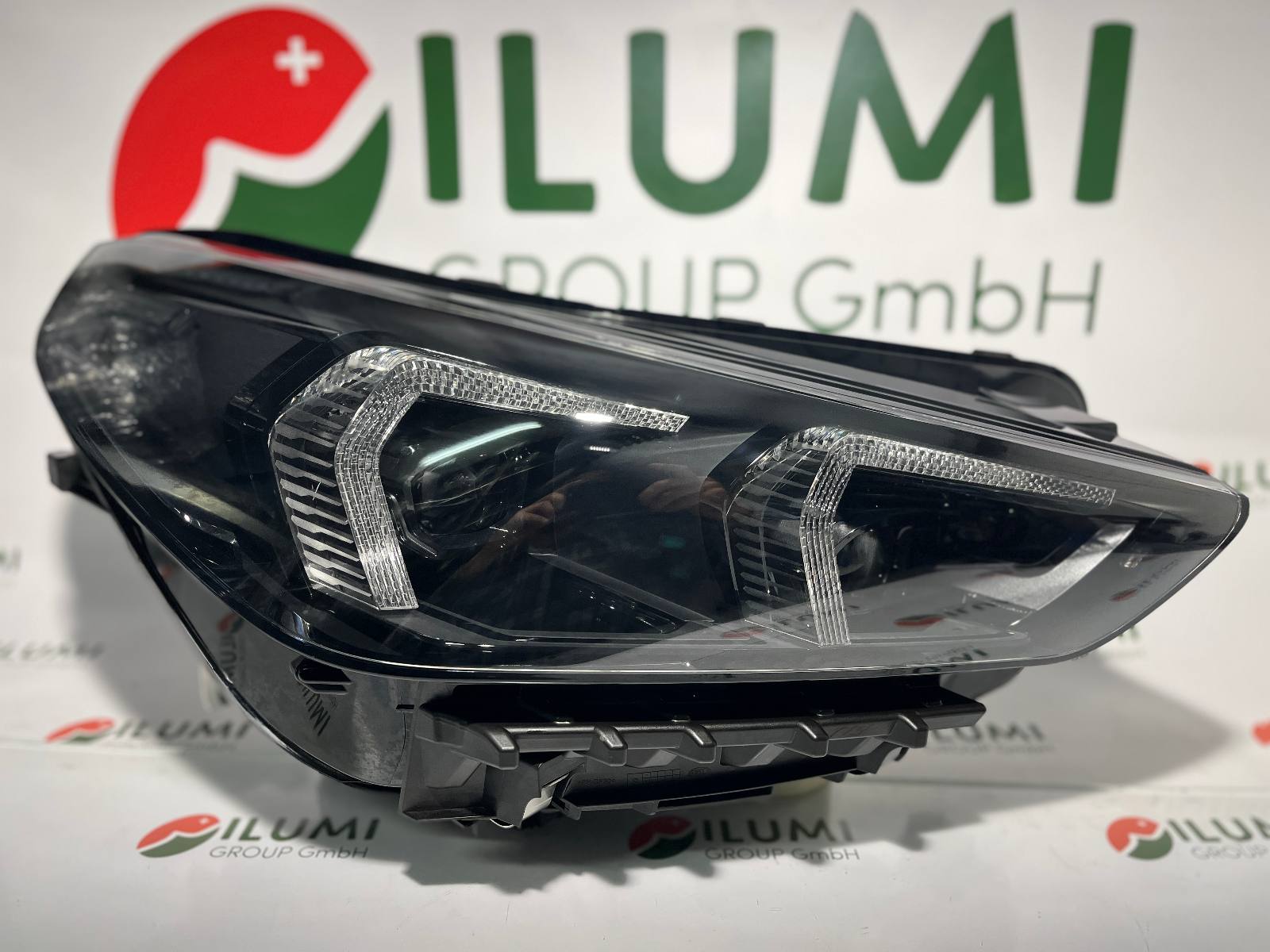 BMW X1 U11 VOLL LED BLACK SCHEINWERFER RECHTS KPL 5A9A236