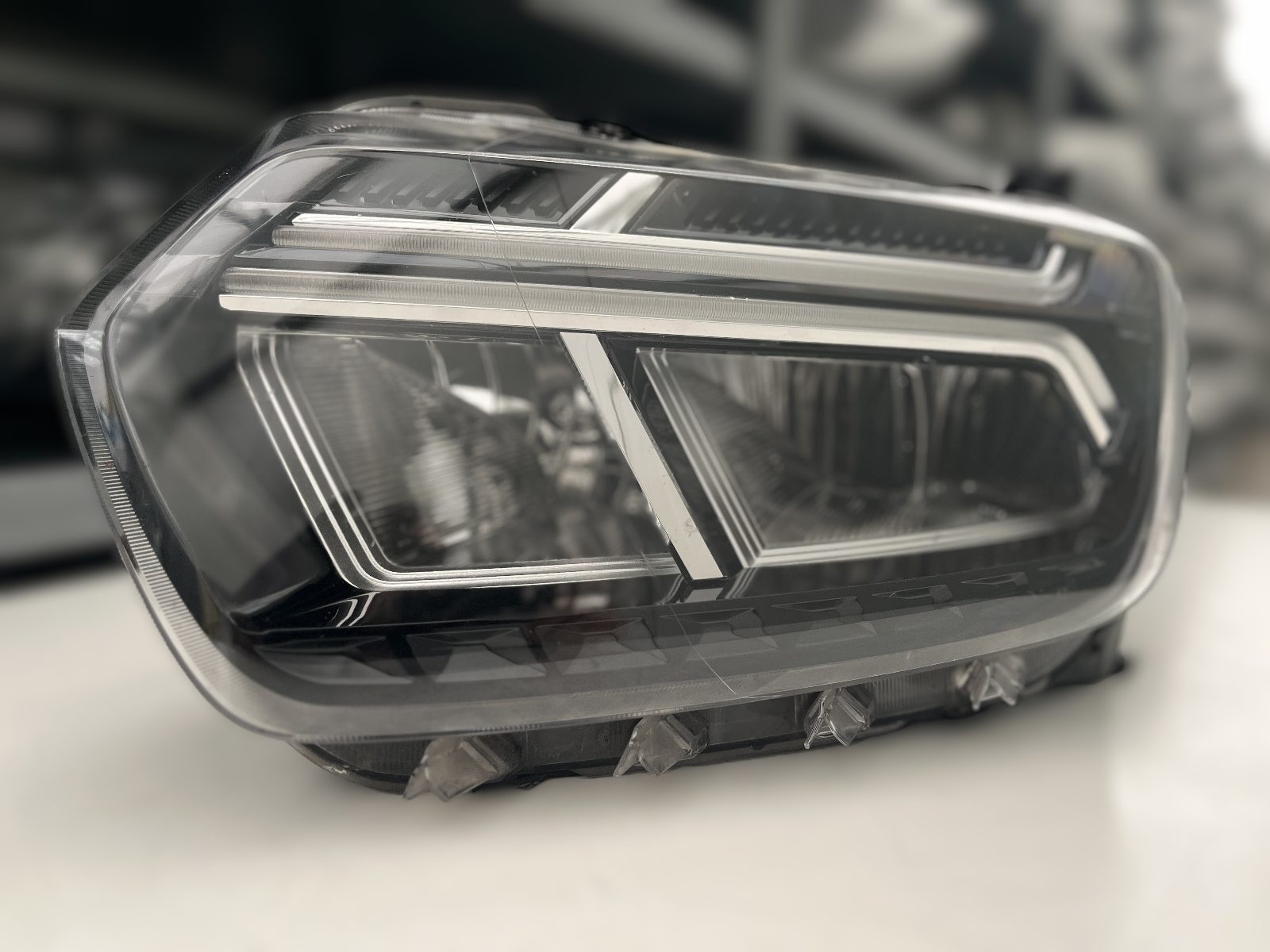 DACIA DUSTER II 2 LIFT VOLL LED SCHEINW LINKS 260602515R
