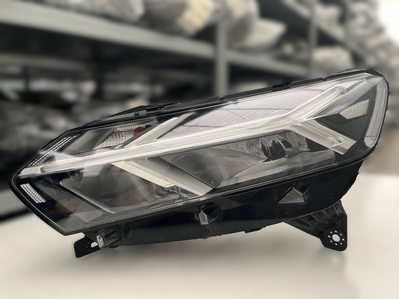 DACIA SANDERO LOGAN III VOLL LED SCHEINW LINKS KPL 260605914R