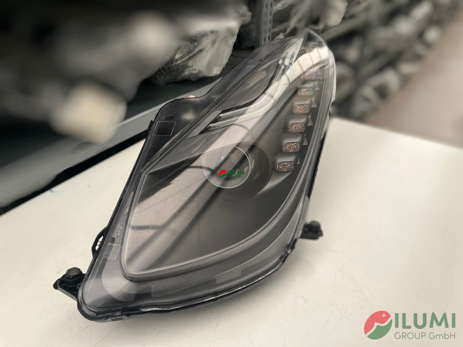 FERRARI F12 BERLINETTA SCHEINWERFER LINKS KPL P67765761