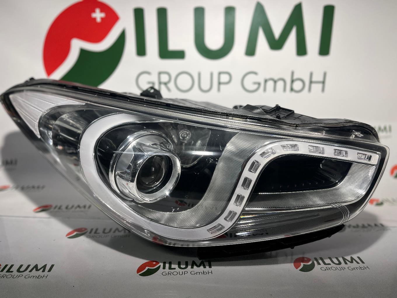 HYUNDAI I40 XENON LED SCHEINW RECHTS KPL 92102-3Z031