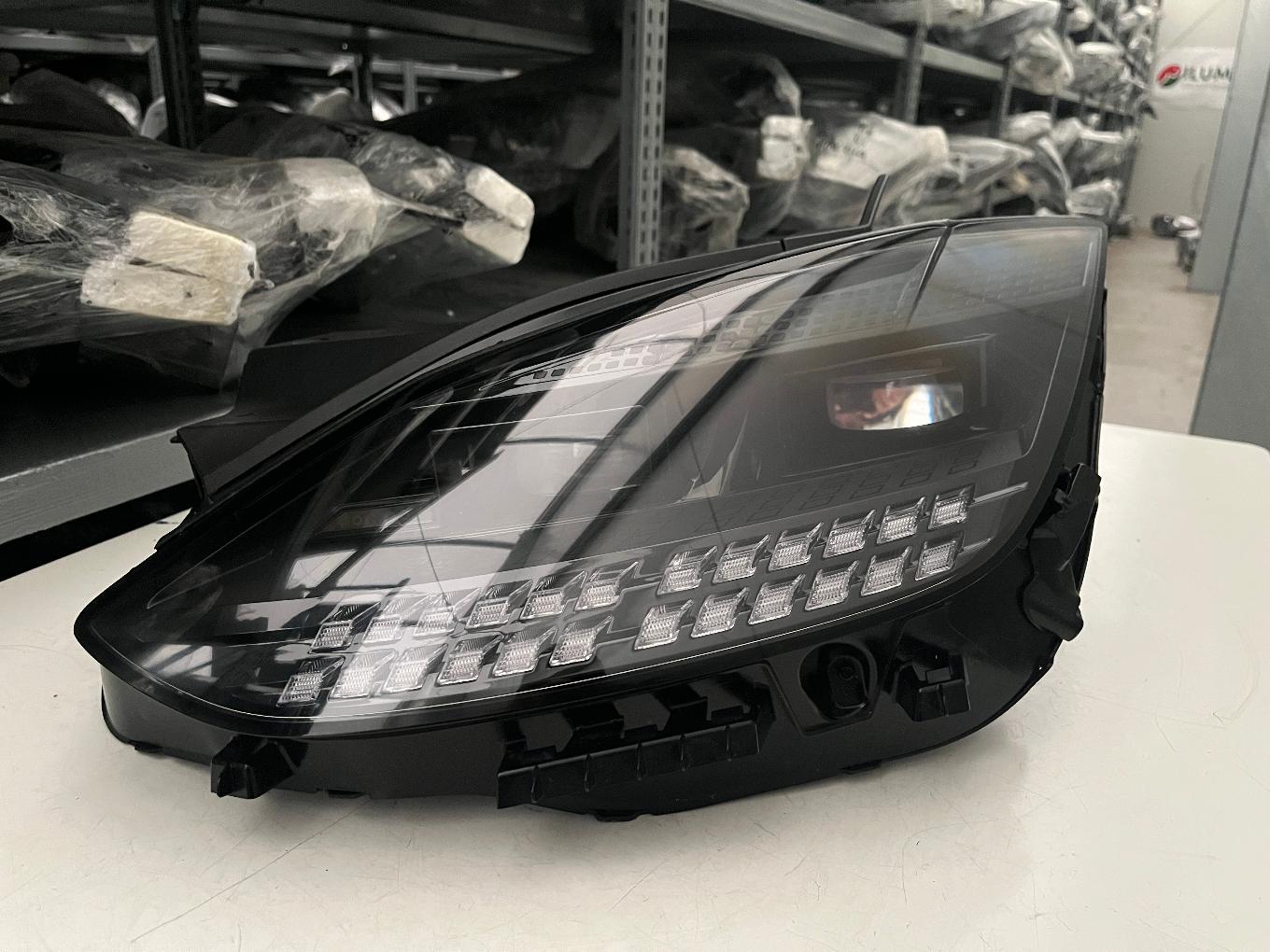 HYUNDAI IONIQ 6 VOLL LED SCHEINWERFER LINKS 92101-KL100