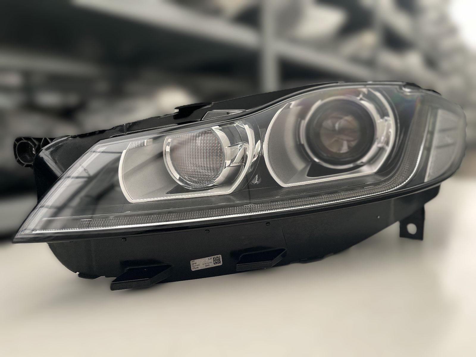 JAGUAR XF GX63 XENON SCHEINW LINKS KPL GX6313W030
