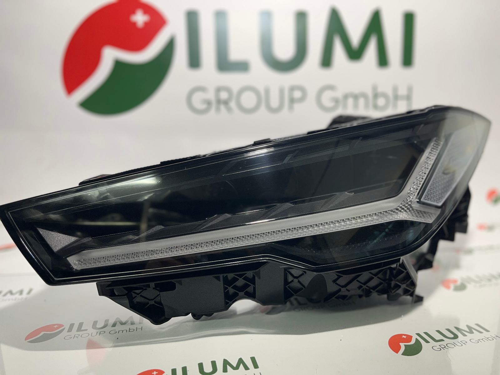 LAMBORGHINI URUS VOLL LED SCHEINWERFER LINKS 4ML941035C
