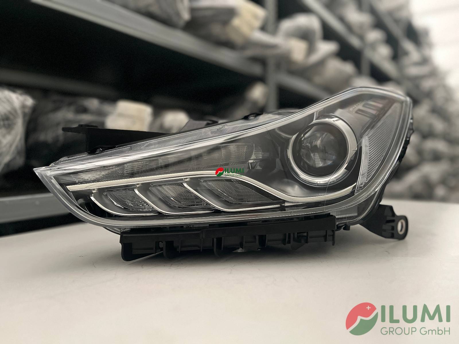 MASERATI GHIBLI XENON SCHEINWERFER LINKS KPL UK 670106269