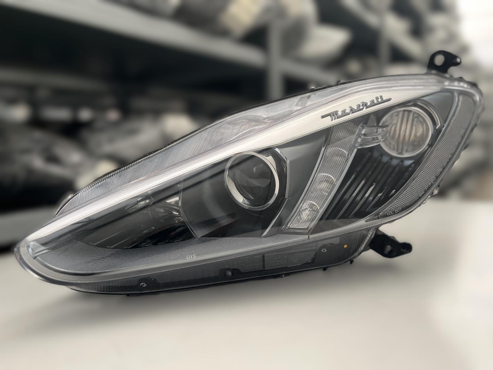 MASERATI GRANTURISMO LIFT XENON LED LINKS KPL 350566