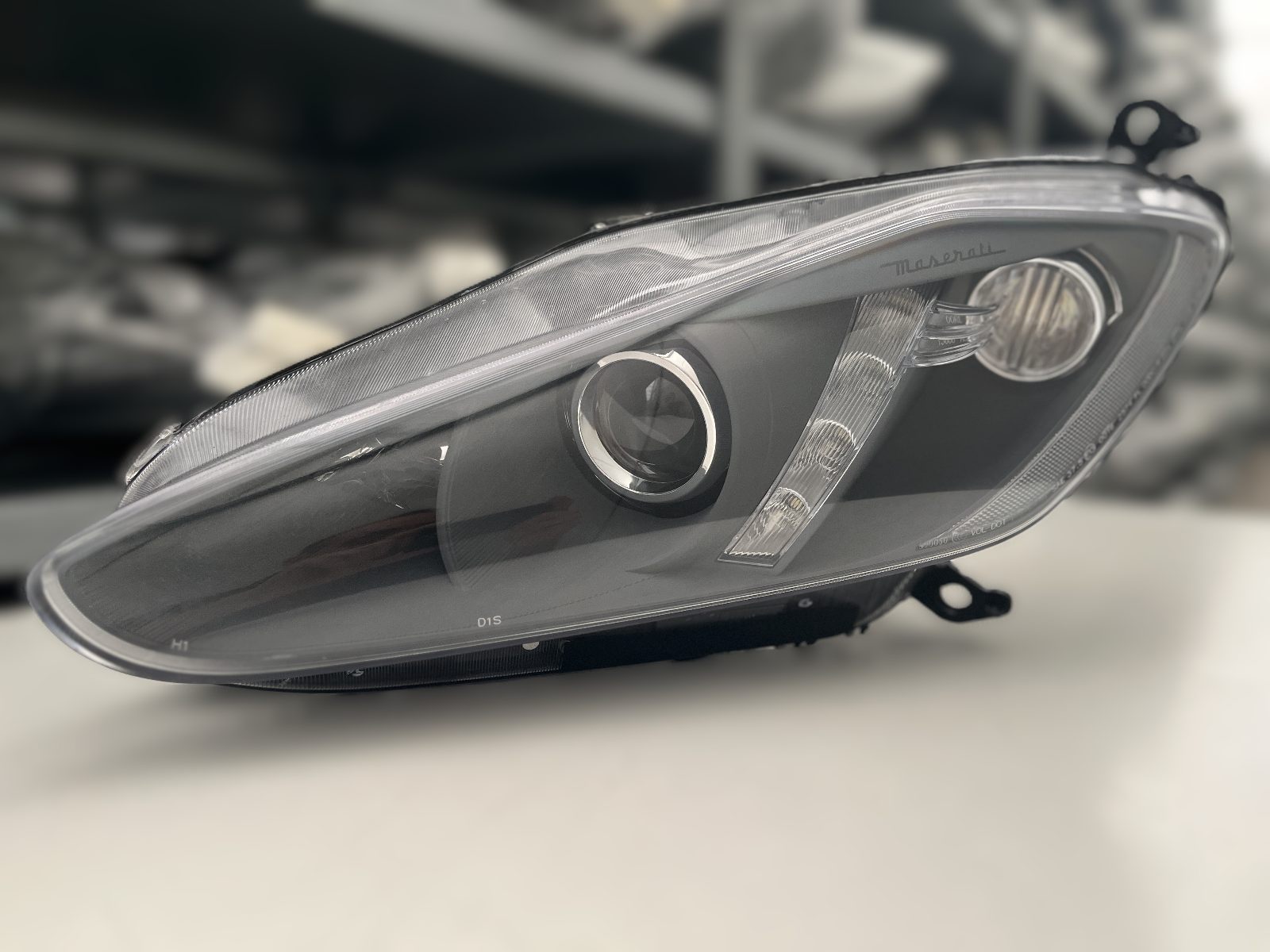MASERATI GRANTURISMO Xe LED SCHEINW LINKS KPL 294589