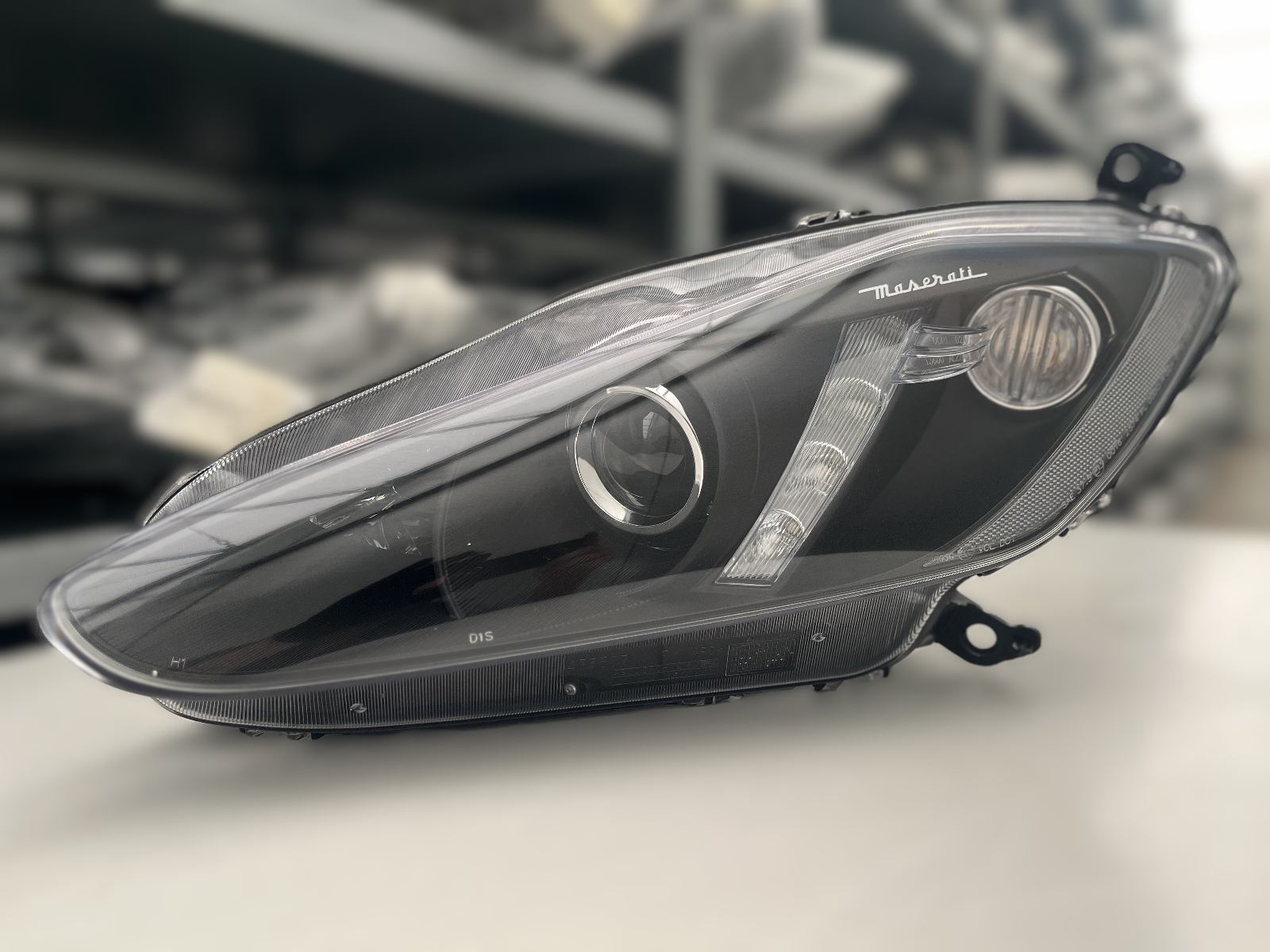 MASERATI GRANTURISMO Xe LED SCHEINW LINKS KPL 294595