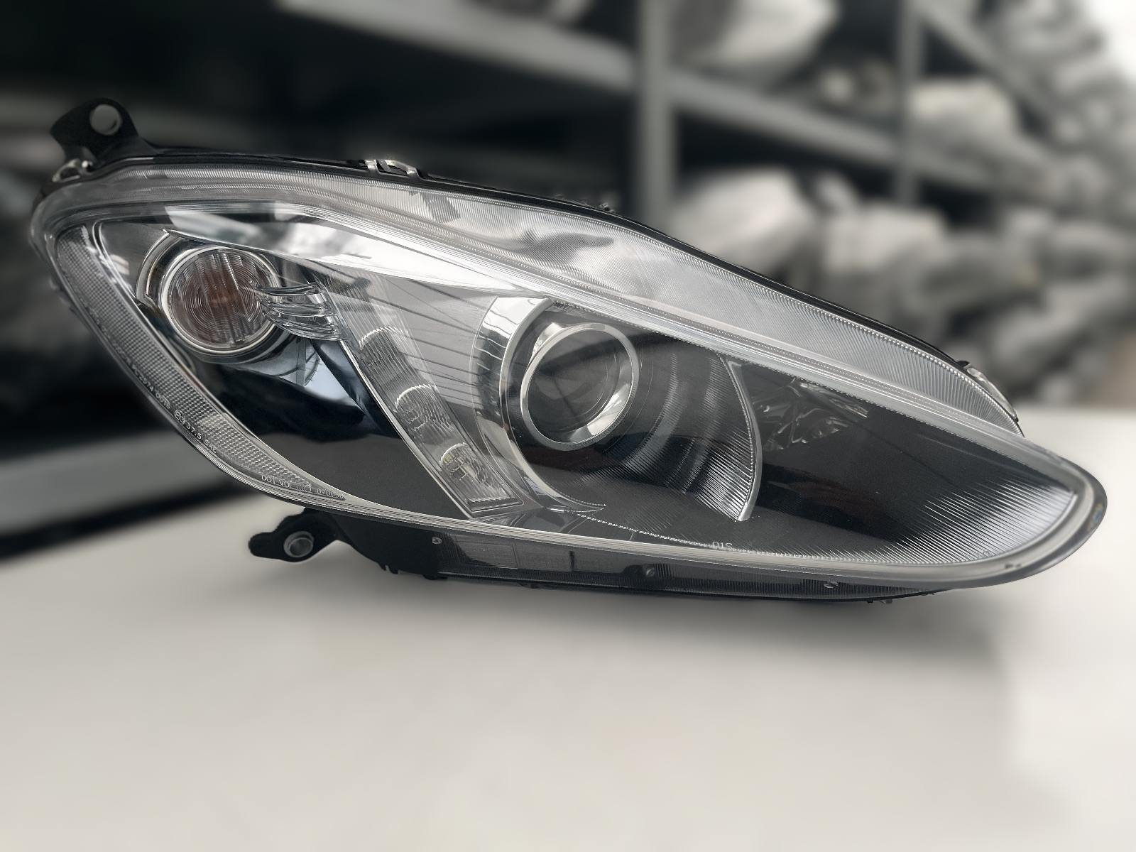MASERATI GRANTURISMO Xe LED SCHEINW RECHTS KPL 285743
