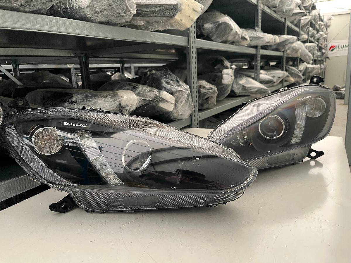 MASERATI GRANTURISMO Xe LED SCHEINWERFER L R KPL 294595