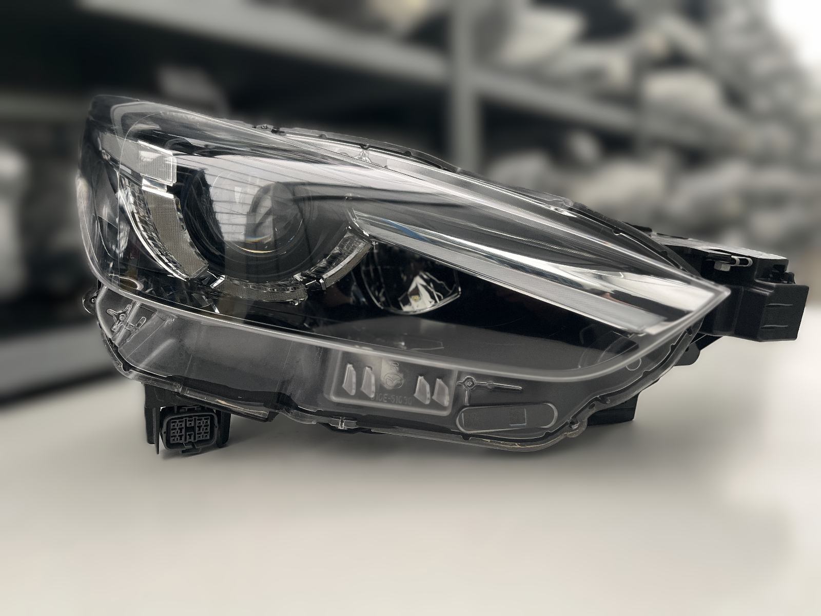 MAZDA CX3 VOLL LED 10PIN SCHEINWERFER RECHTS D10E-51030