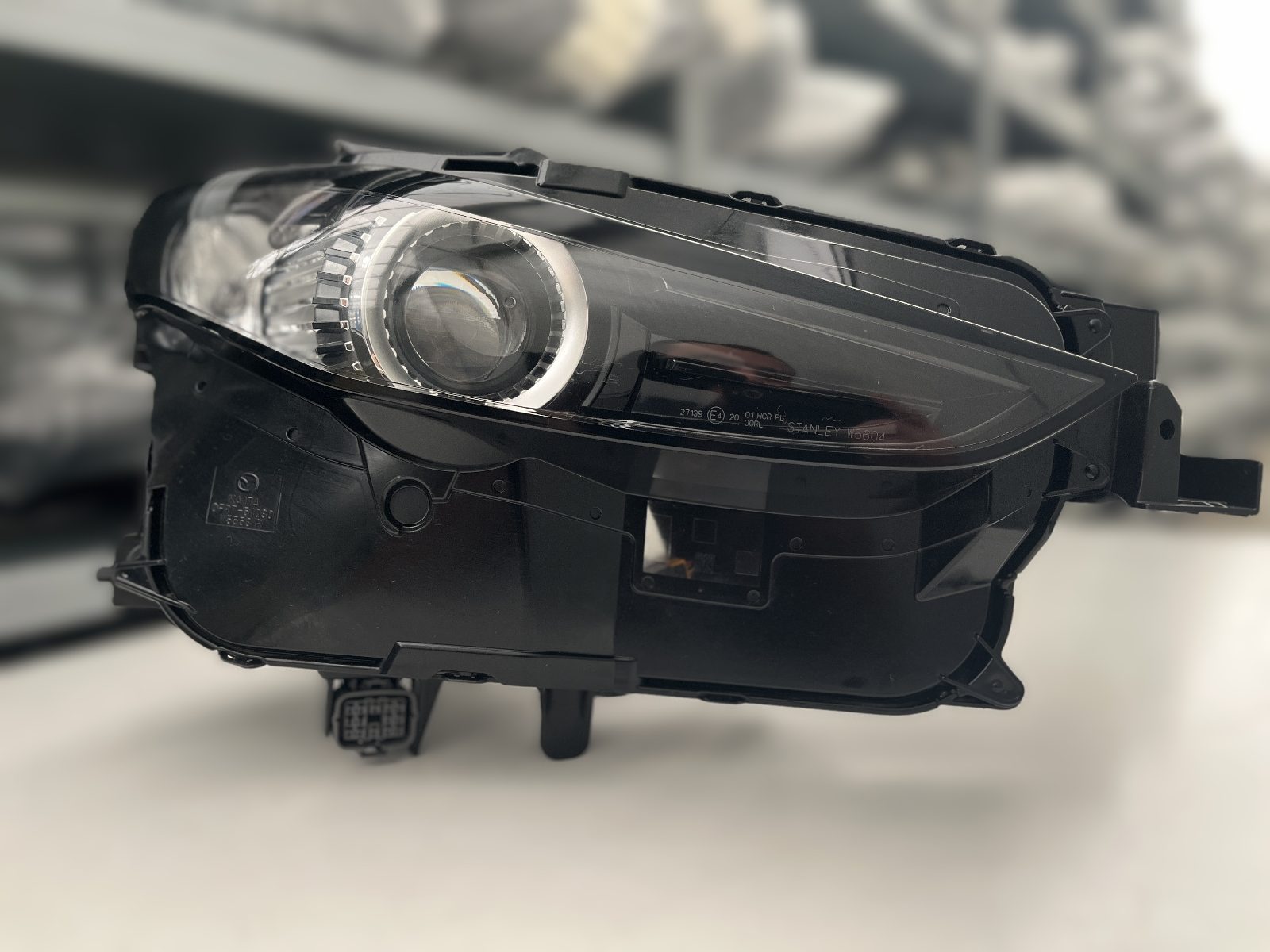 MAZDA Cx30 12PIN VOLL LED SCHEINWERFER RECHTS DGJ1-51030