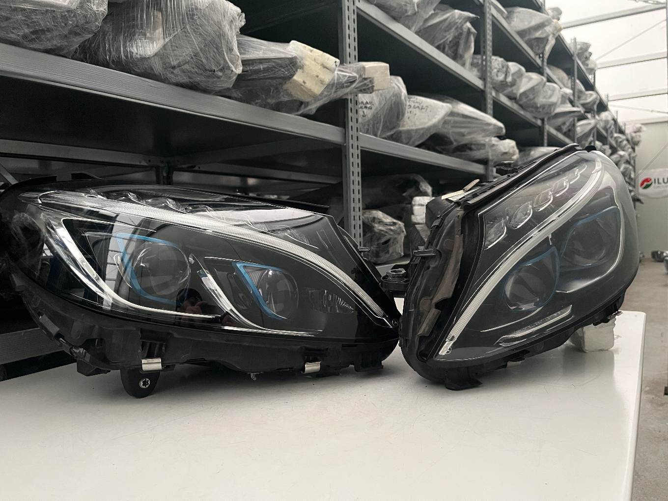 MERCEDES C W205 VOLLLED SCHEINWERFER R L A2059061804 A2059063704
