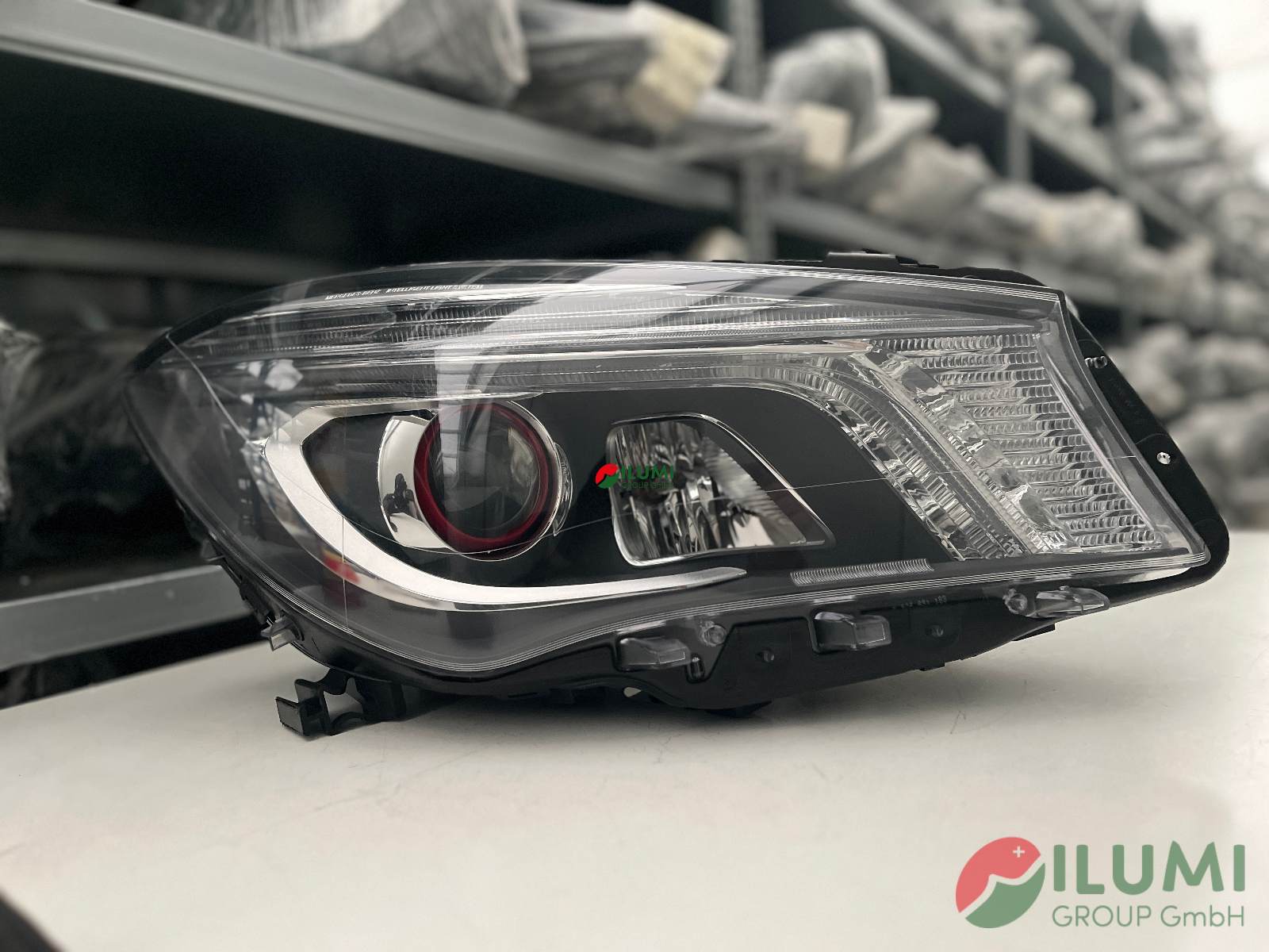 MERCEDES CLA W117 XENON AMG RECHTS KPL A1179067400