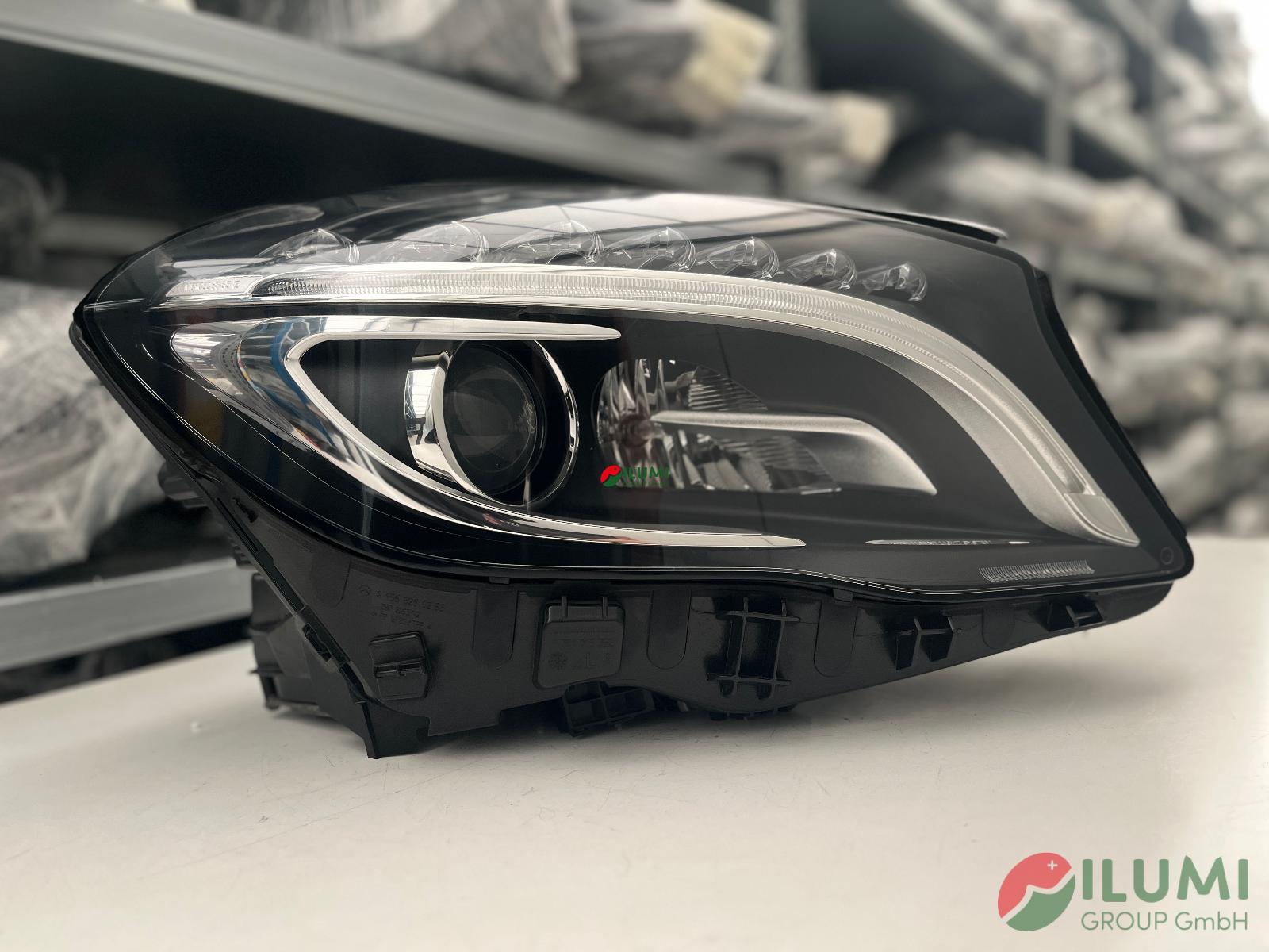 MERCEDES GLA W156 BI-XENON SCHEINWERFER RECHTS KPL  A1569061800