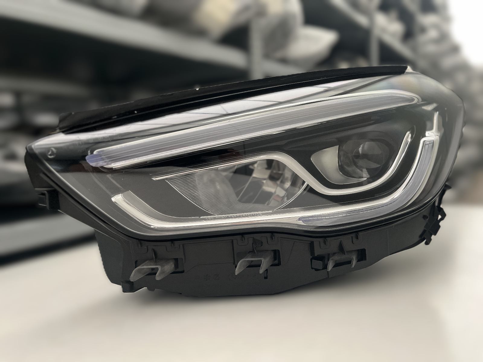 MERCEDES GLA W247 PERFORMANCE SCHEINW LINKS A2479063505