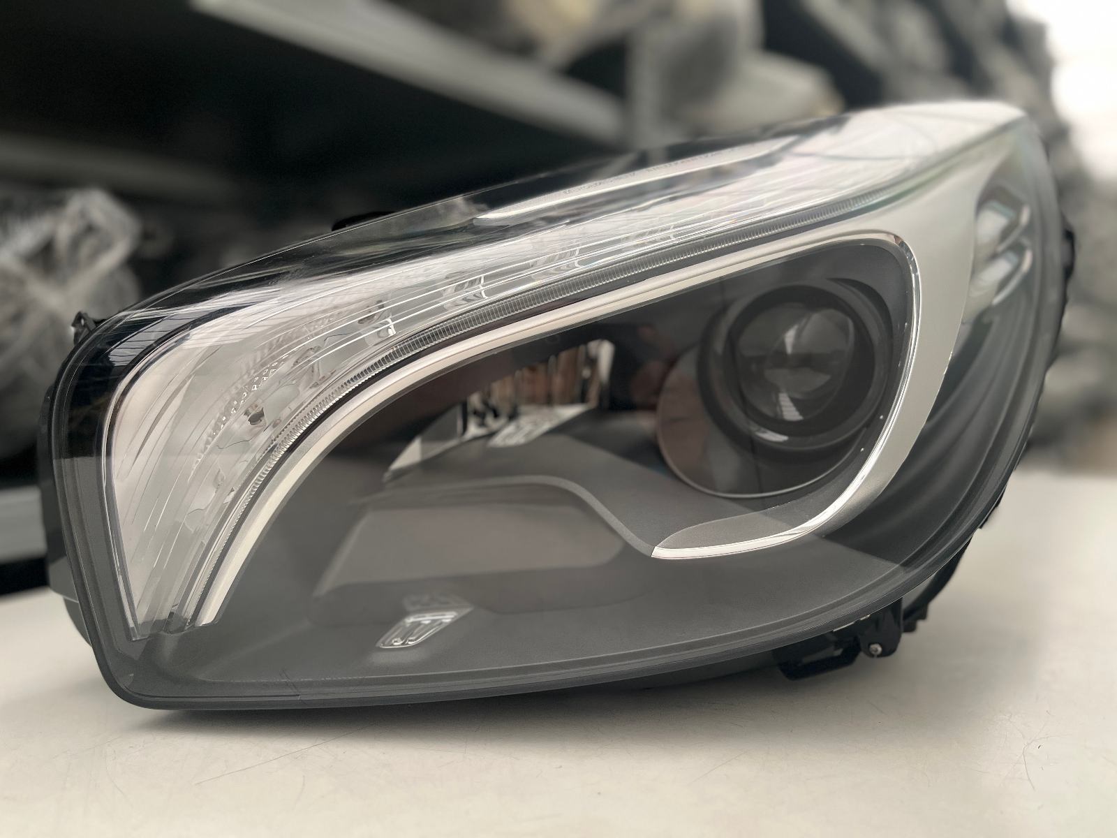 MERCEDES SL R231 W231 XENON SCHEINWE LINKS KPL A2318205961