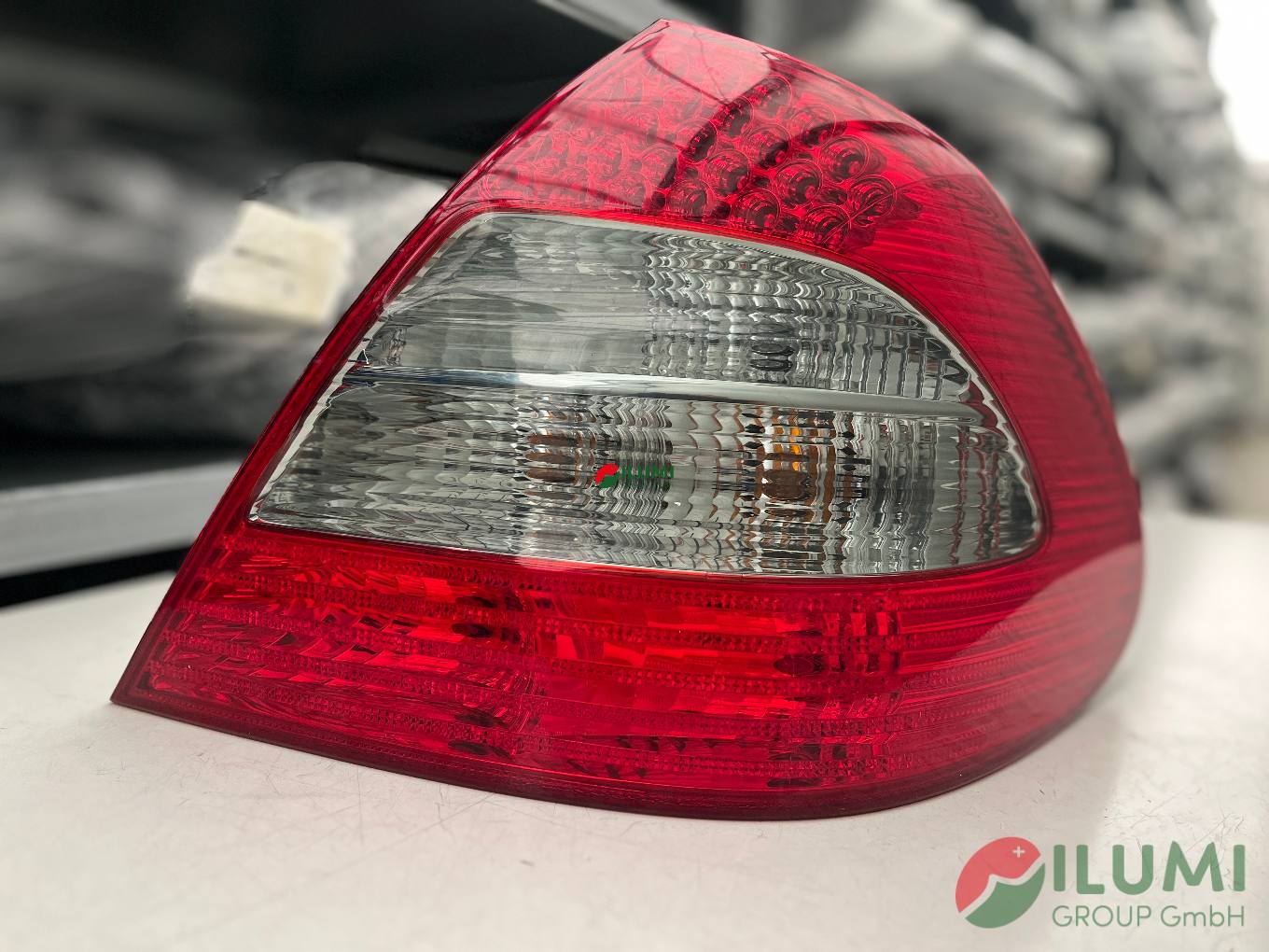 MERCEDES W211 LIFT LED RÜCKLEUCHTE RECHTS A2118202664
