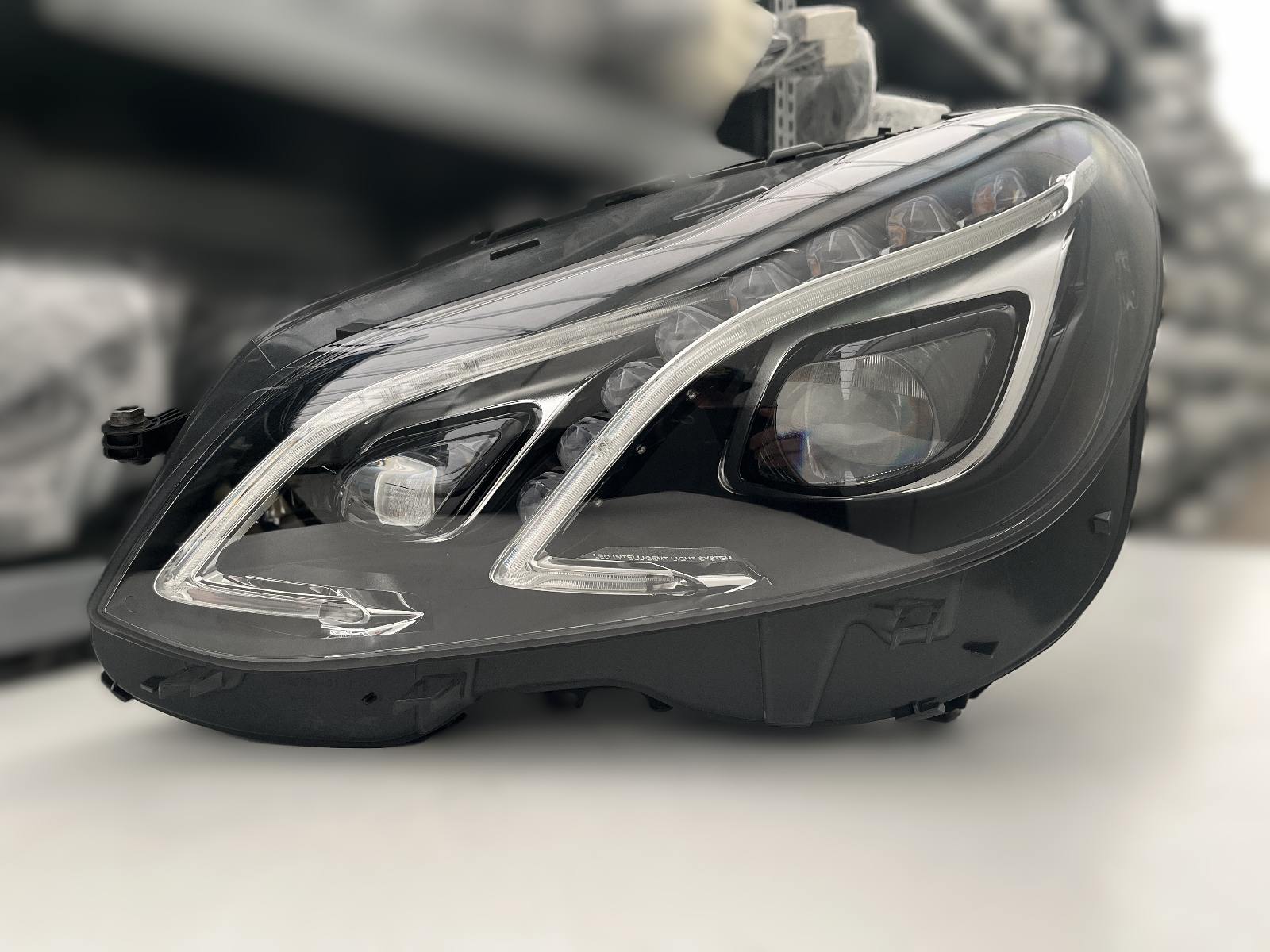 MERCEDES W212 LIFT VOLL LED ILS SCHEINWERFER LINKS KPL A2129063103KZ