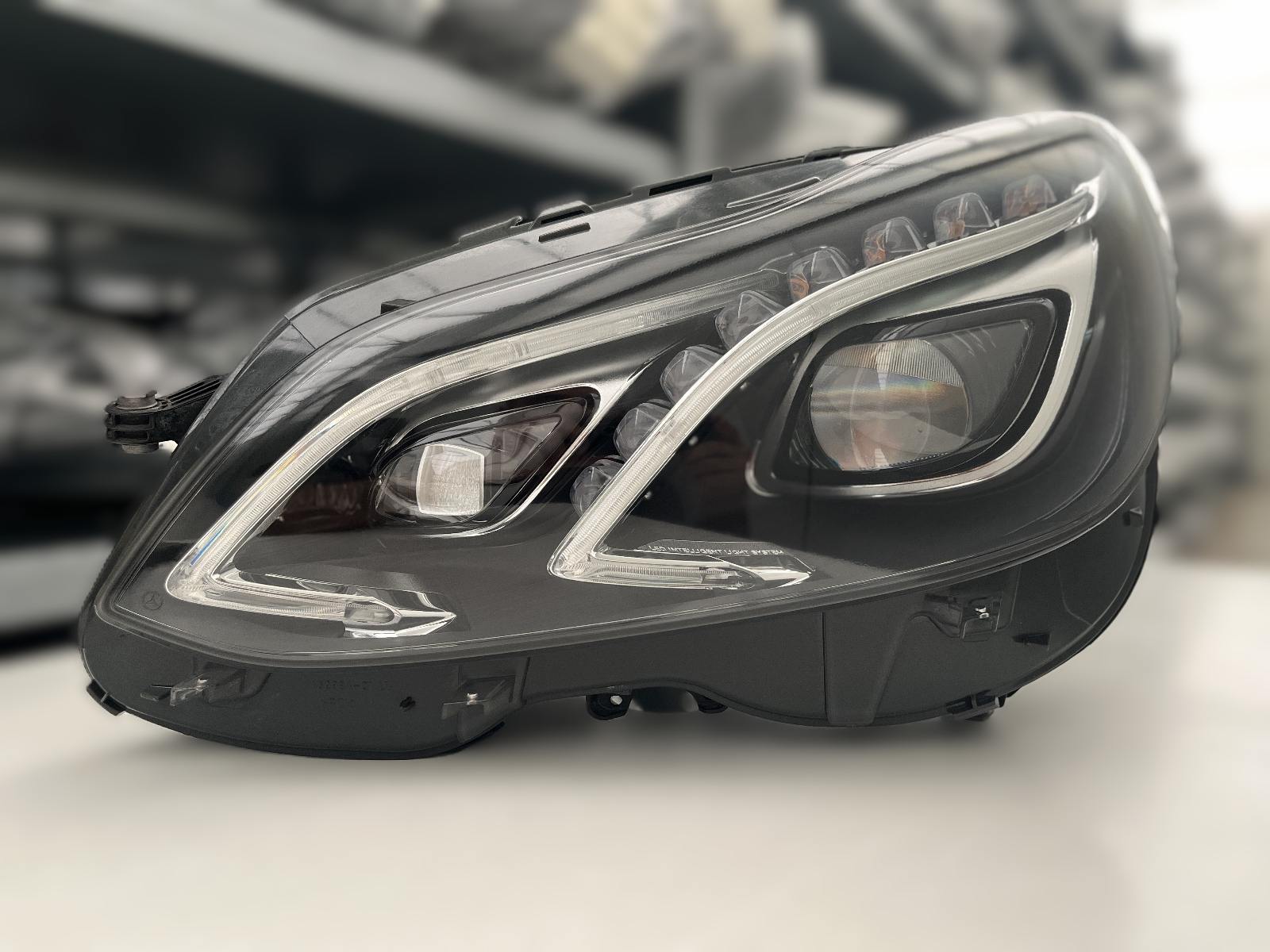 MERCEDES W212 LIFT VOLL LED SCHEINW LINKS KPL A2129063103