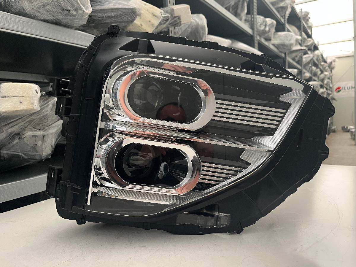 MITSUBISHI ECLIPSE CROSS 2021 VOLL LED SCHEINW RECHTS 8301D590