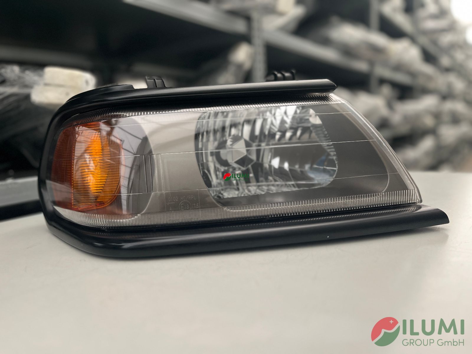MITSUBISHI Pajero Sport K90 SCHEINWERFER RECHTS 3248964