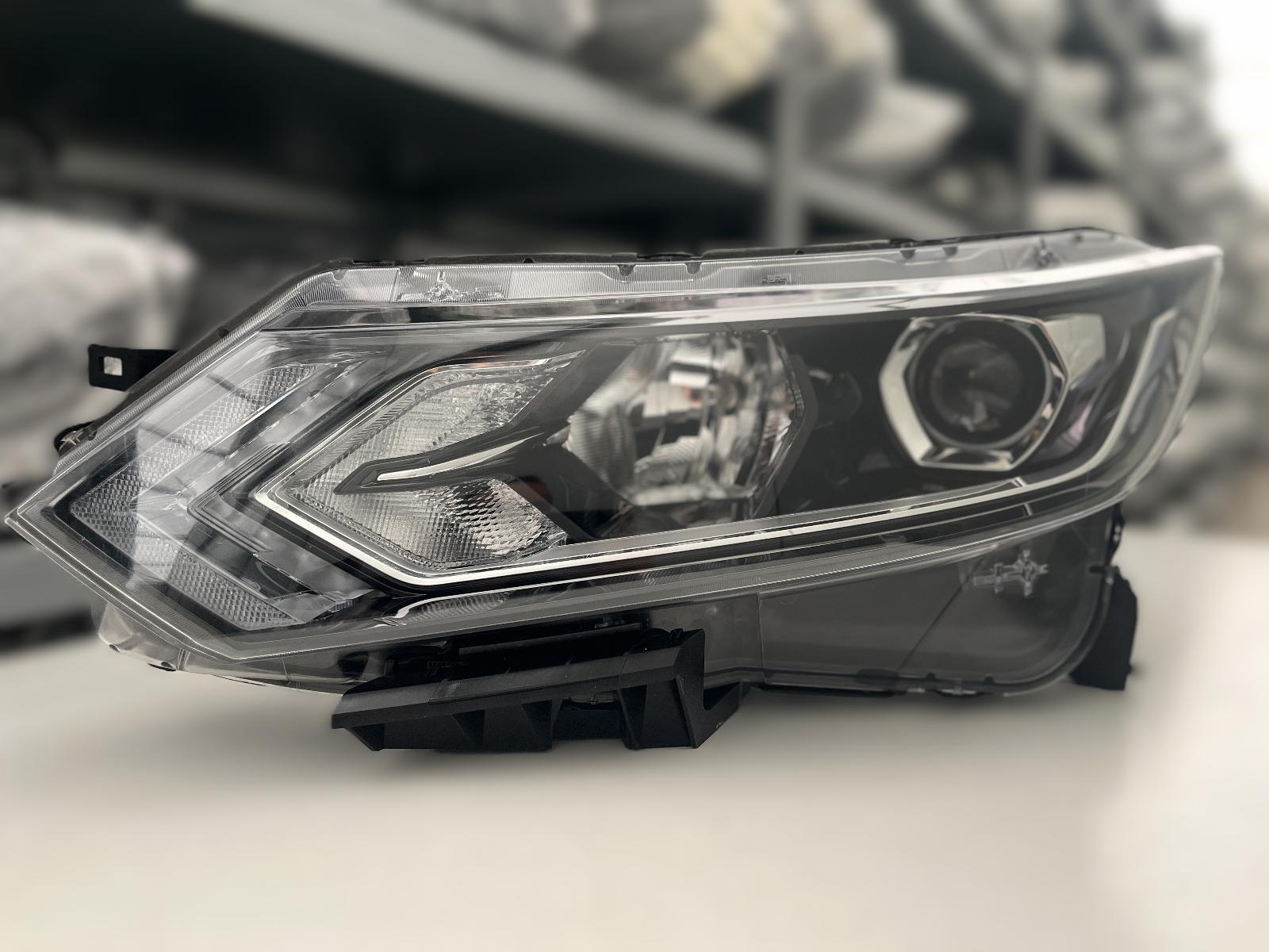 NISSAN QASHQAI II LIFT LED SCHEINW LINKS 21511AKL