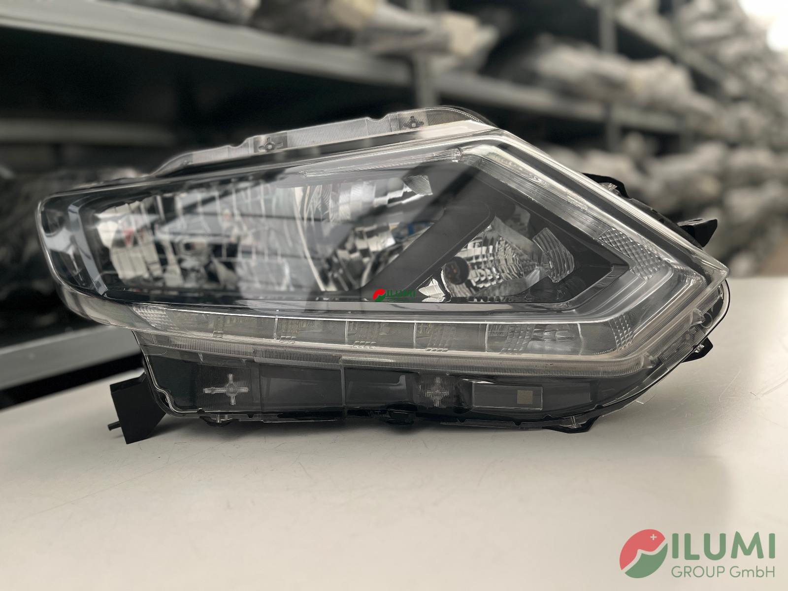 NISSAN X-TRAIL T32 13-18r LED SCHEINWERFER RECHTS 26075-4CC0C