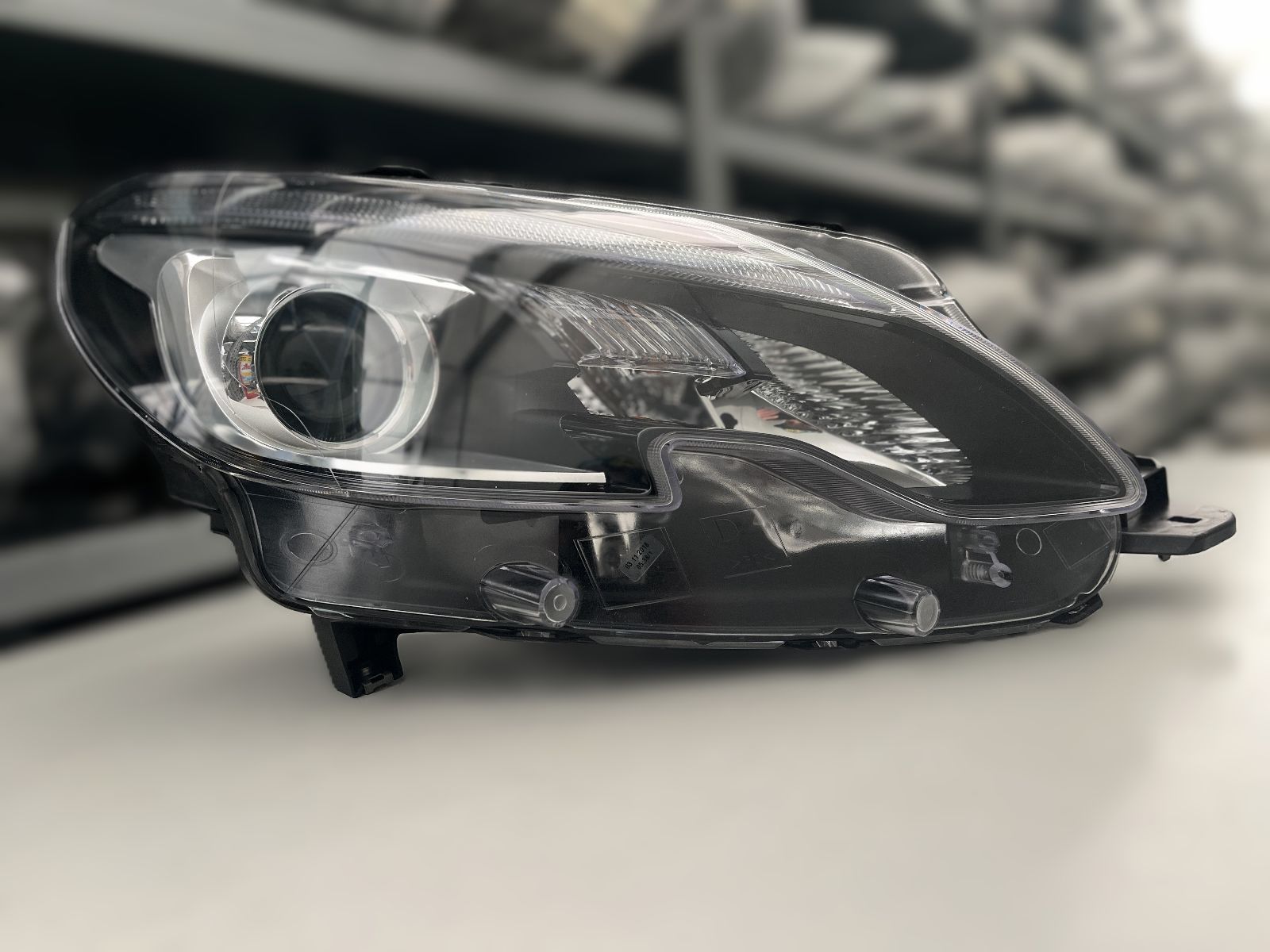 PEUGEOT 2008 HALOGEN SCHEINWERFER RECHTS 9825313680