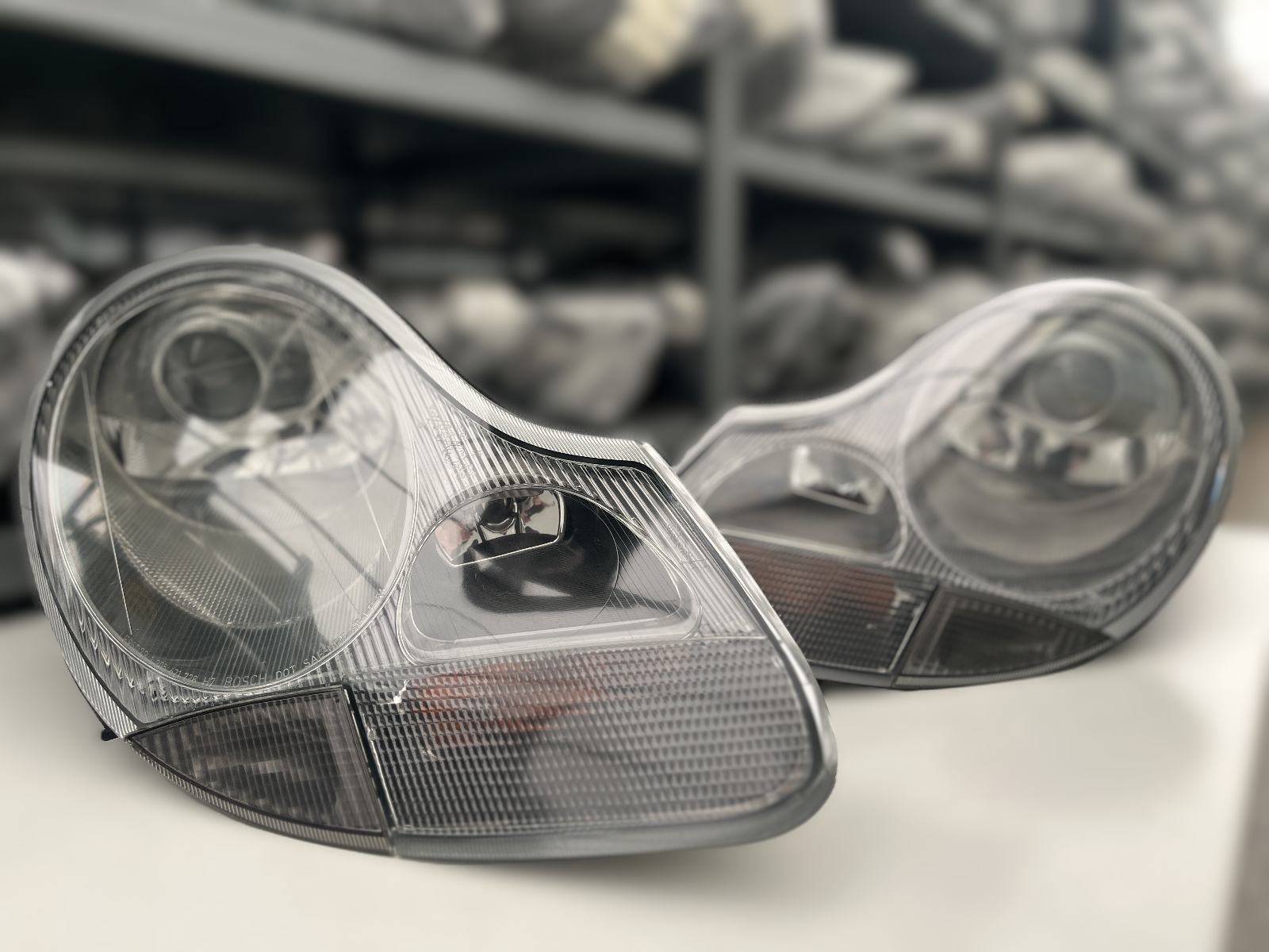 PORSCHE  BOXSTER 986 XENON  L+R KPL 99663105701 99663105801