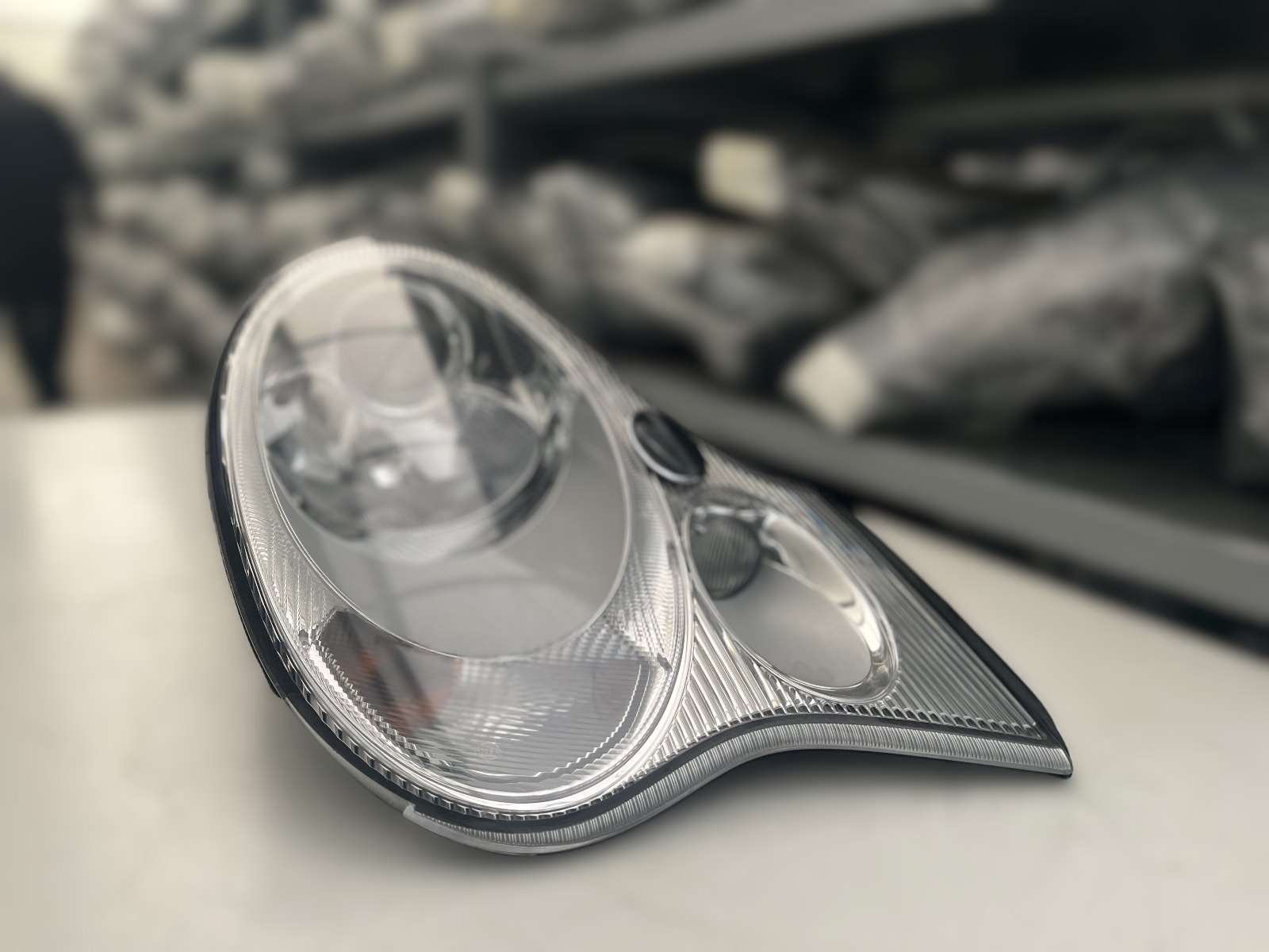 PORSCHE CARRERA 911 996 XENON SCHEINWERFER RECHTS KPL